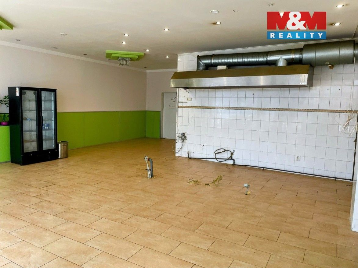 Pronájem komerčního prostoru 140 m² - foto 3