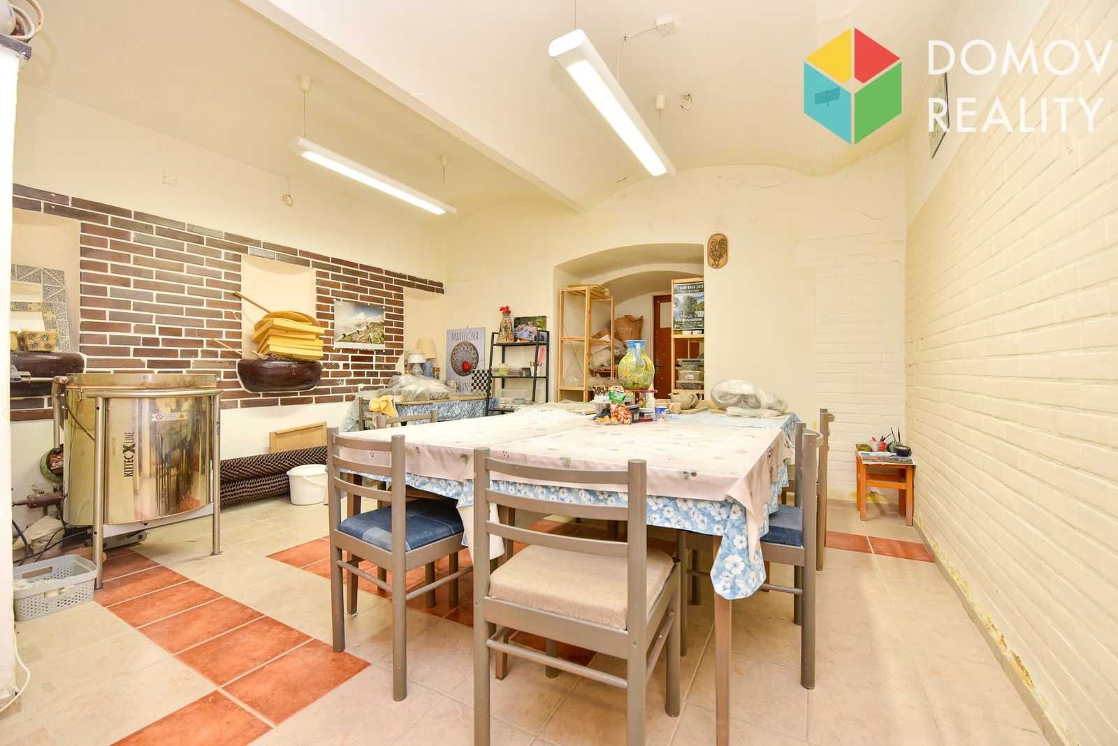 Pronájem komerčního prostoru 49 m² - foto 1