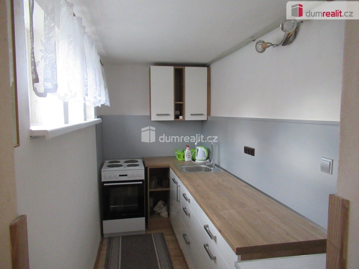 Pronájem bytu 1+kk 22 m² - foto 1