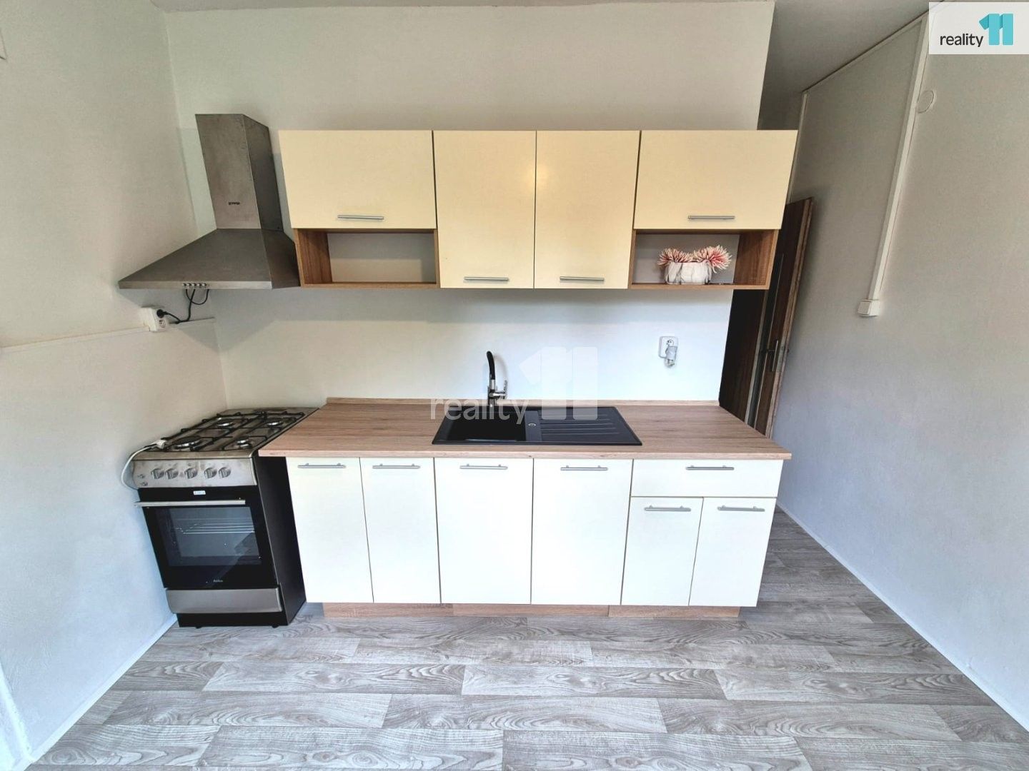 Prodej bytu 2+1 51 m² - foto 1
