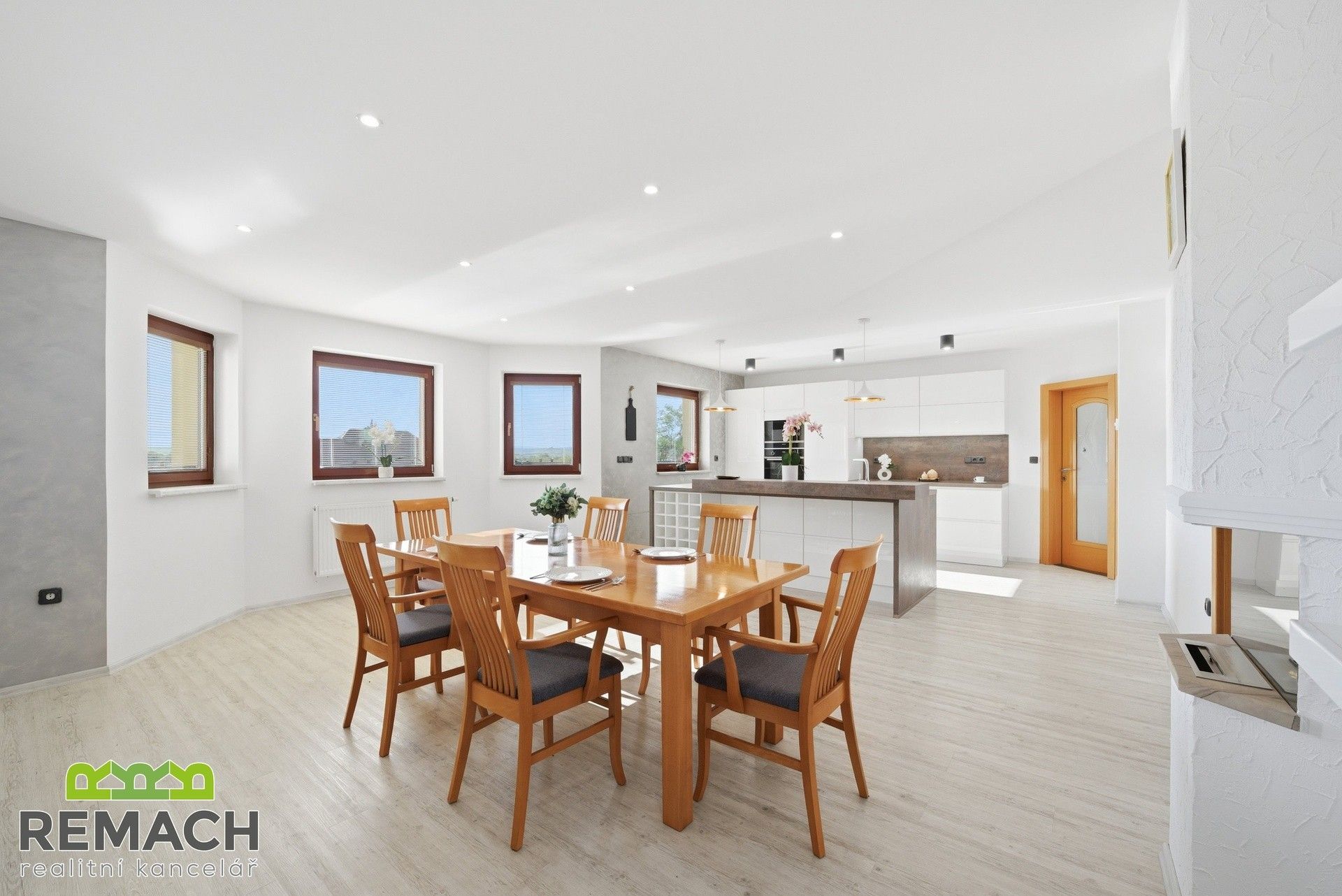 Prodej domu 288 m² - foto 4