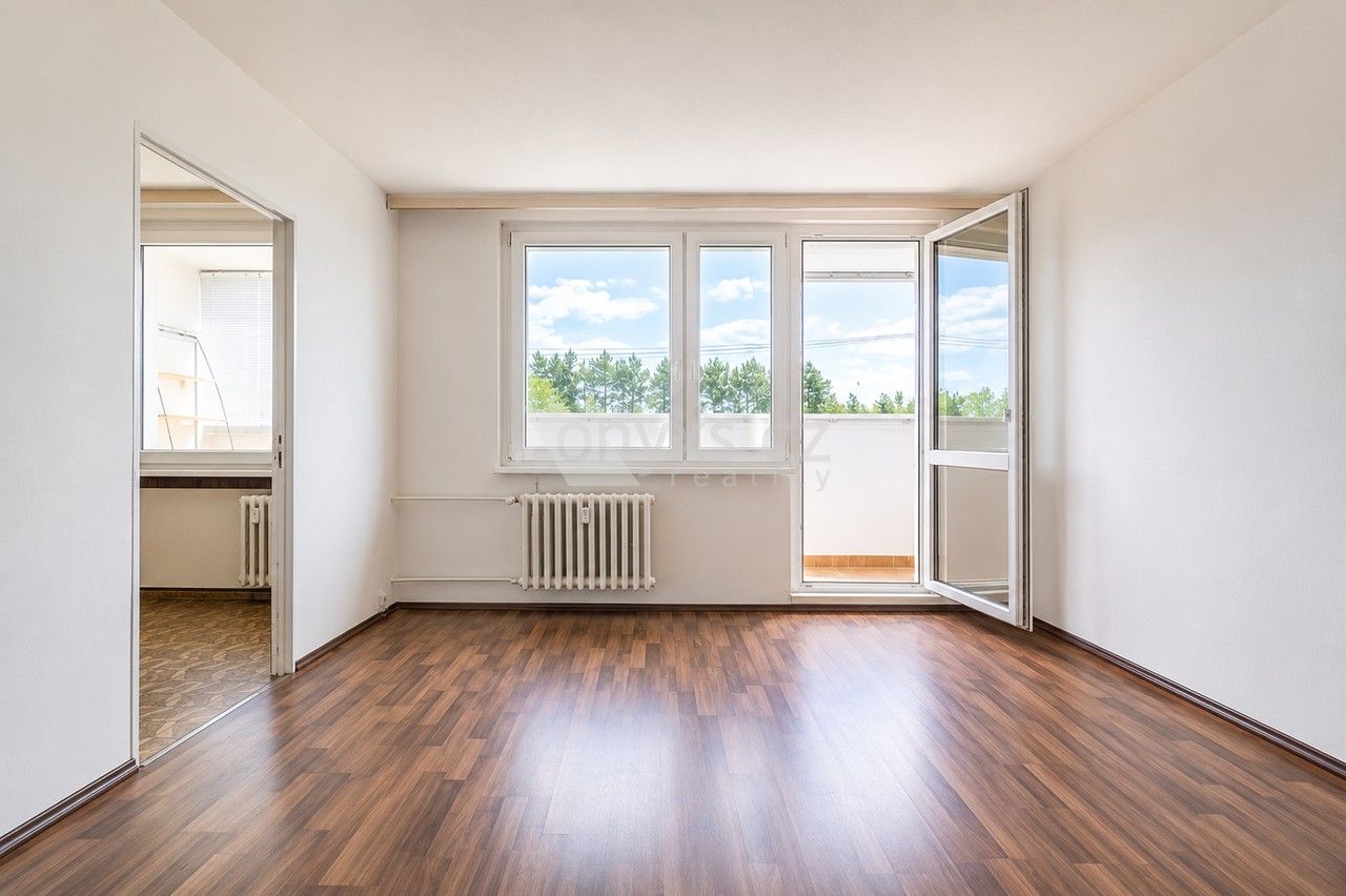 Pronájem bytu 3+1 74 m² - foto 1