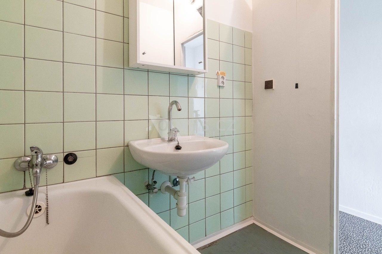 Pronájem bytu 3+1 74 m² - foto 18