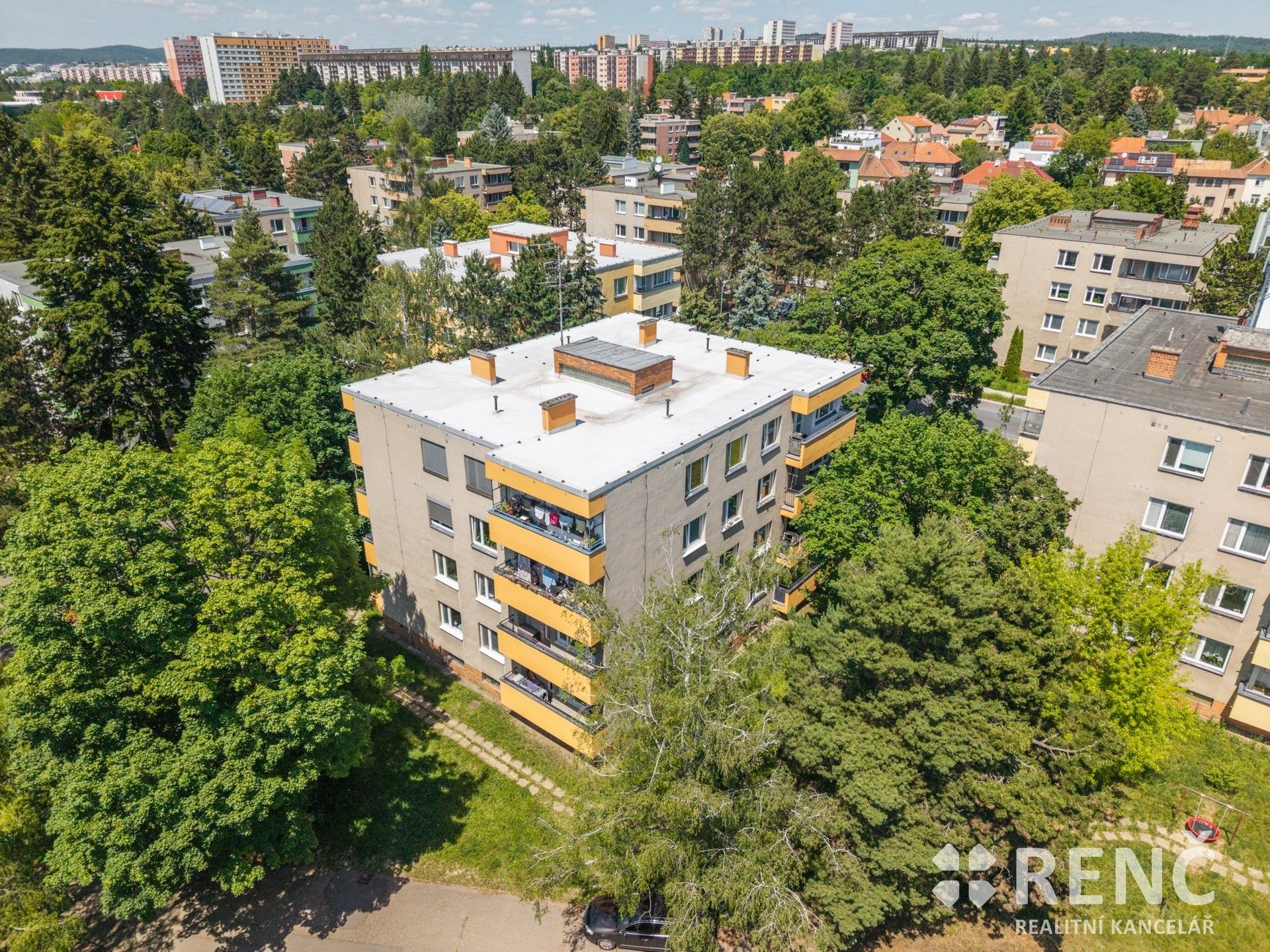 Prodej bytu 2+1 57 m² - foto 1