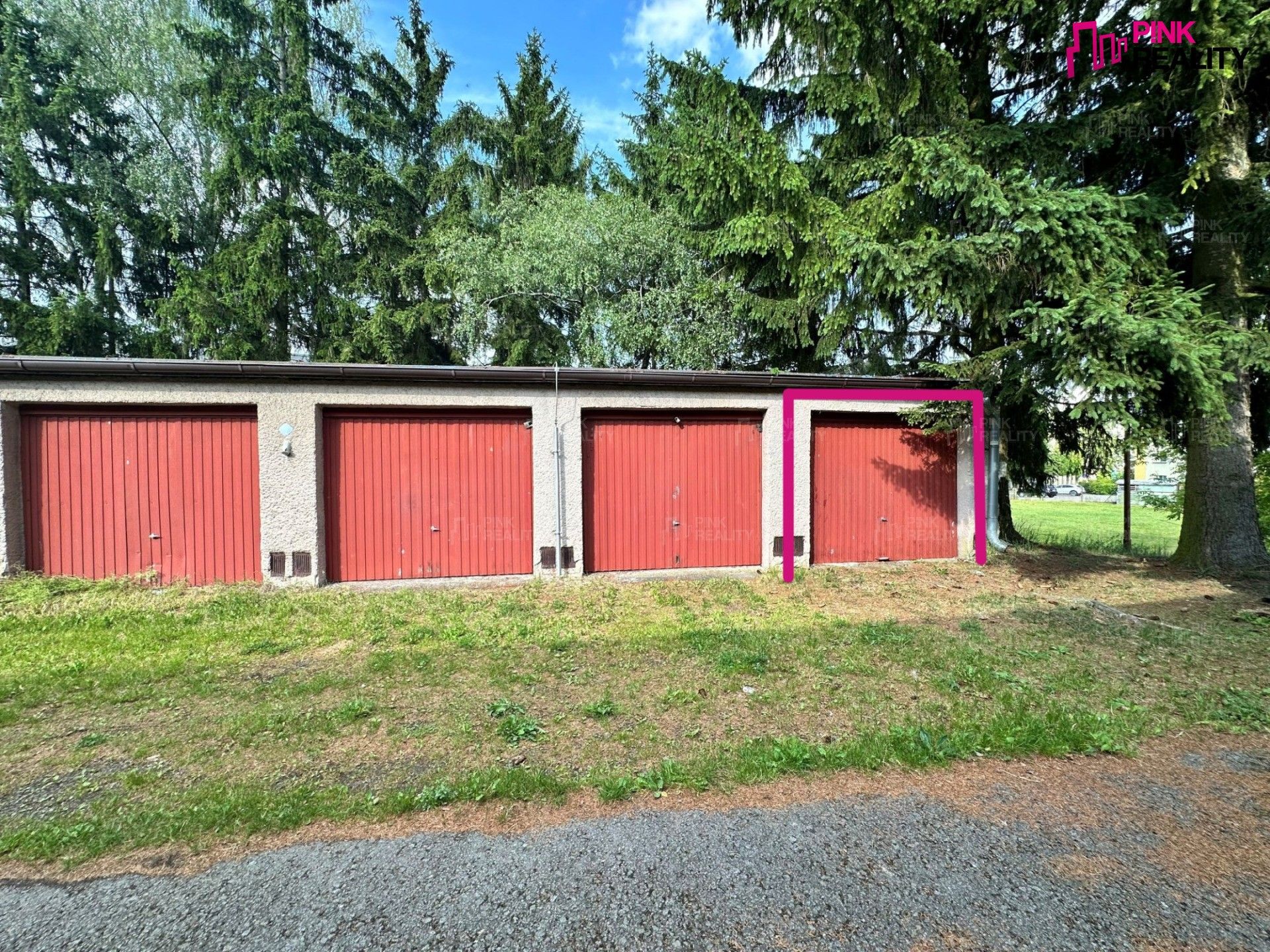 Prodej nemovitosti 16 m² - foto 1