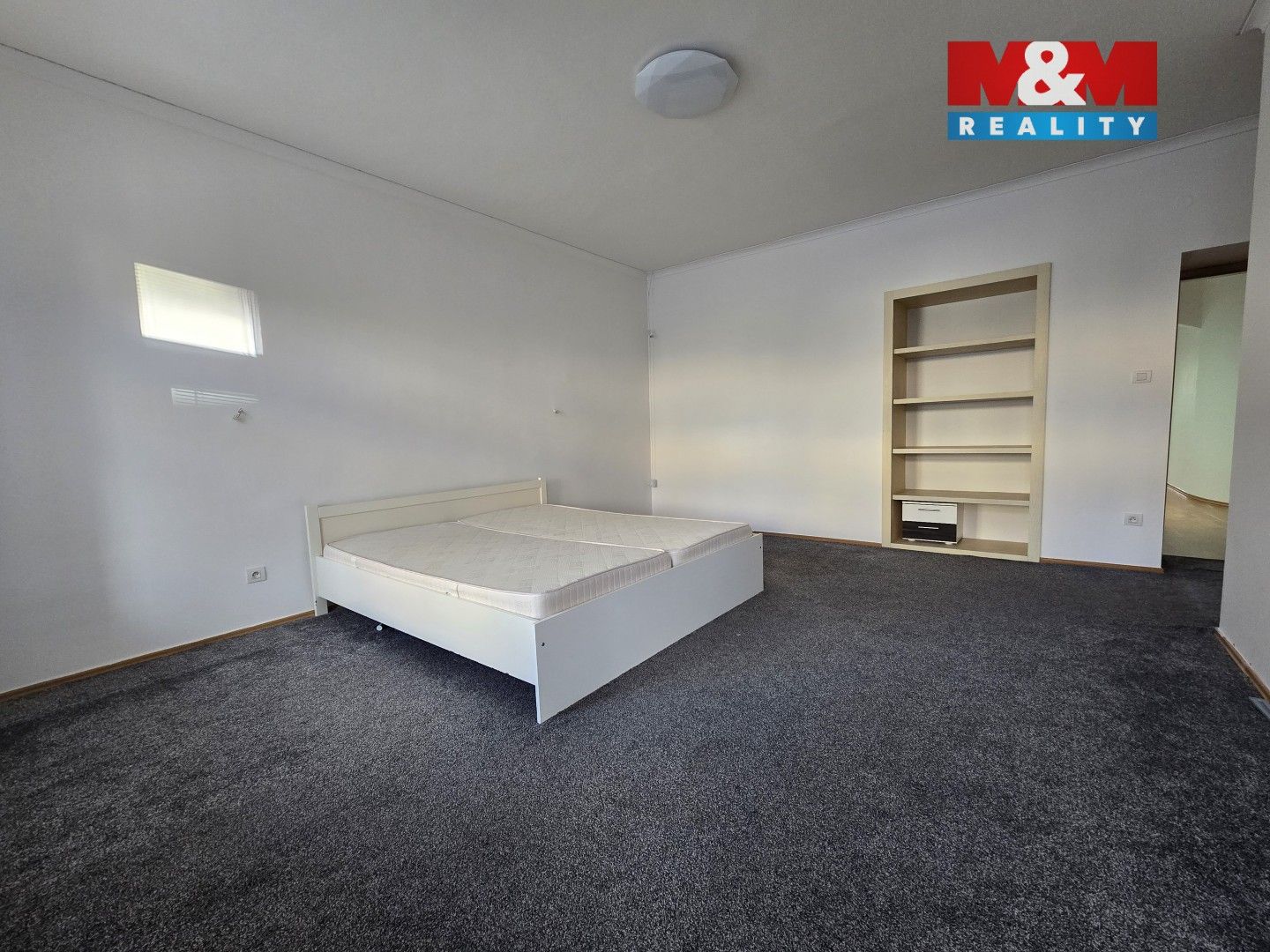 Pronájem bytu 4+kk 150 m² - foto 12