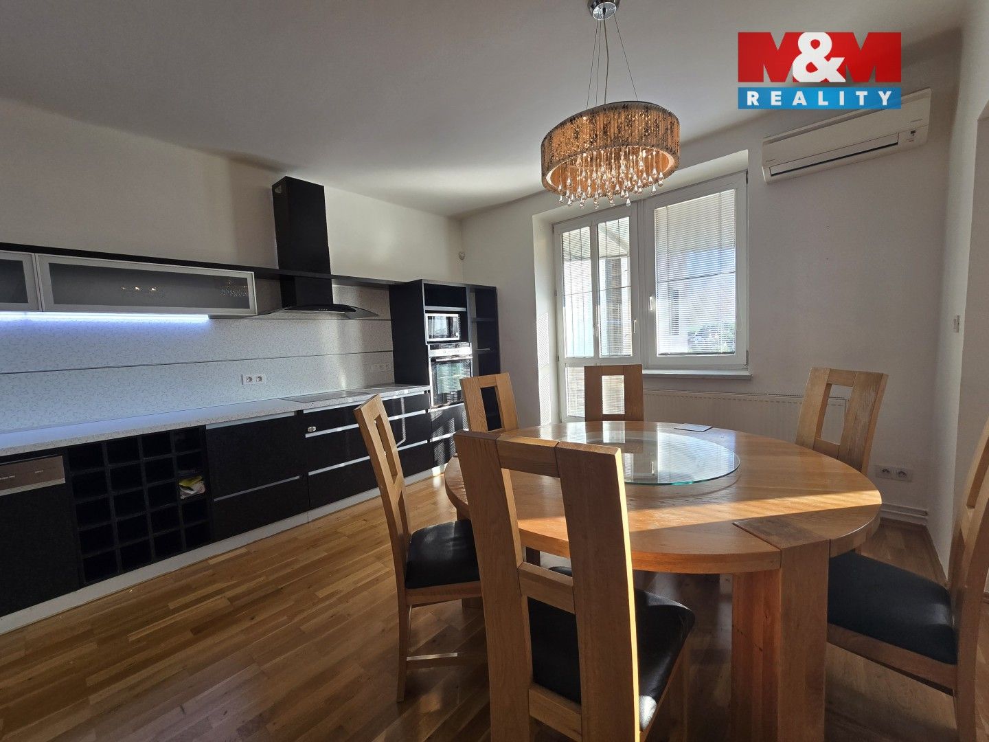 Pronájem bytu 4+kk 150 m² - foto 26