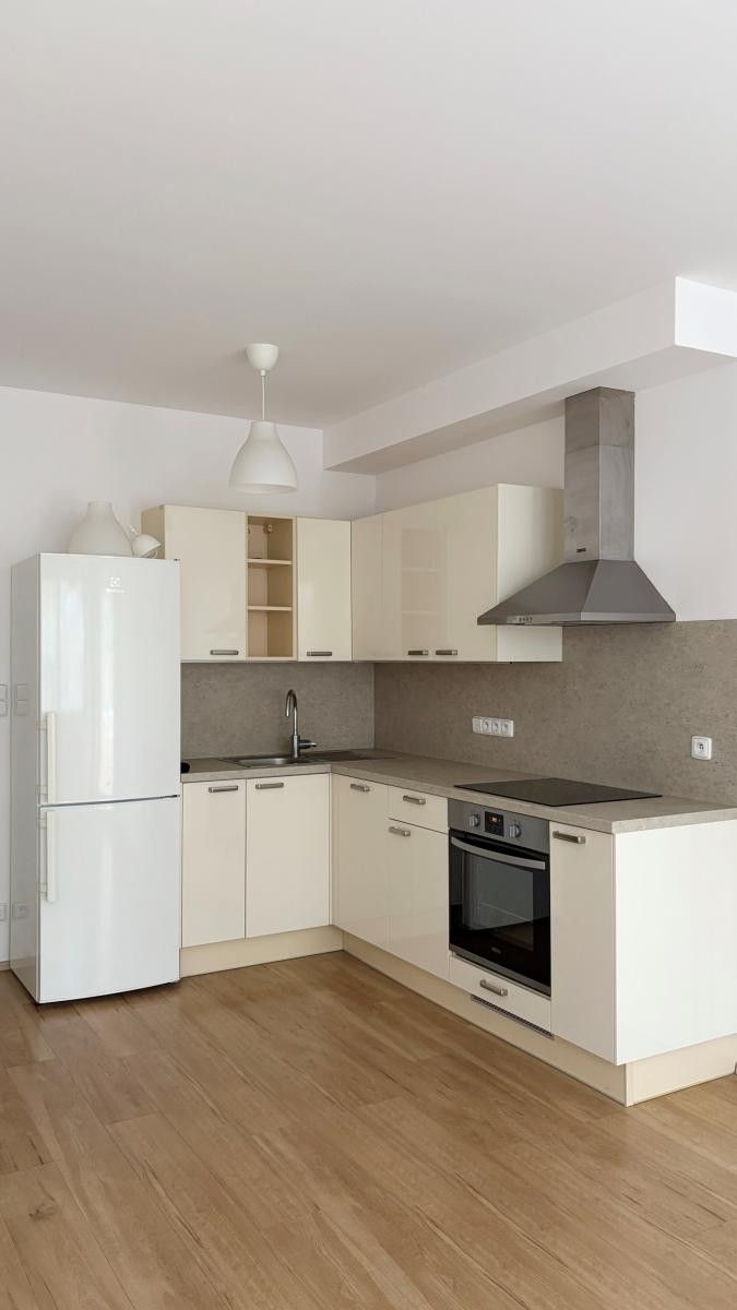 Pronájem bytu 2+kk 48 m² - foto 3