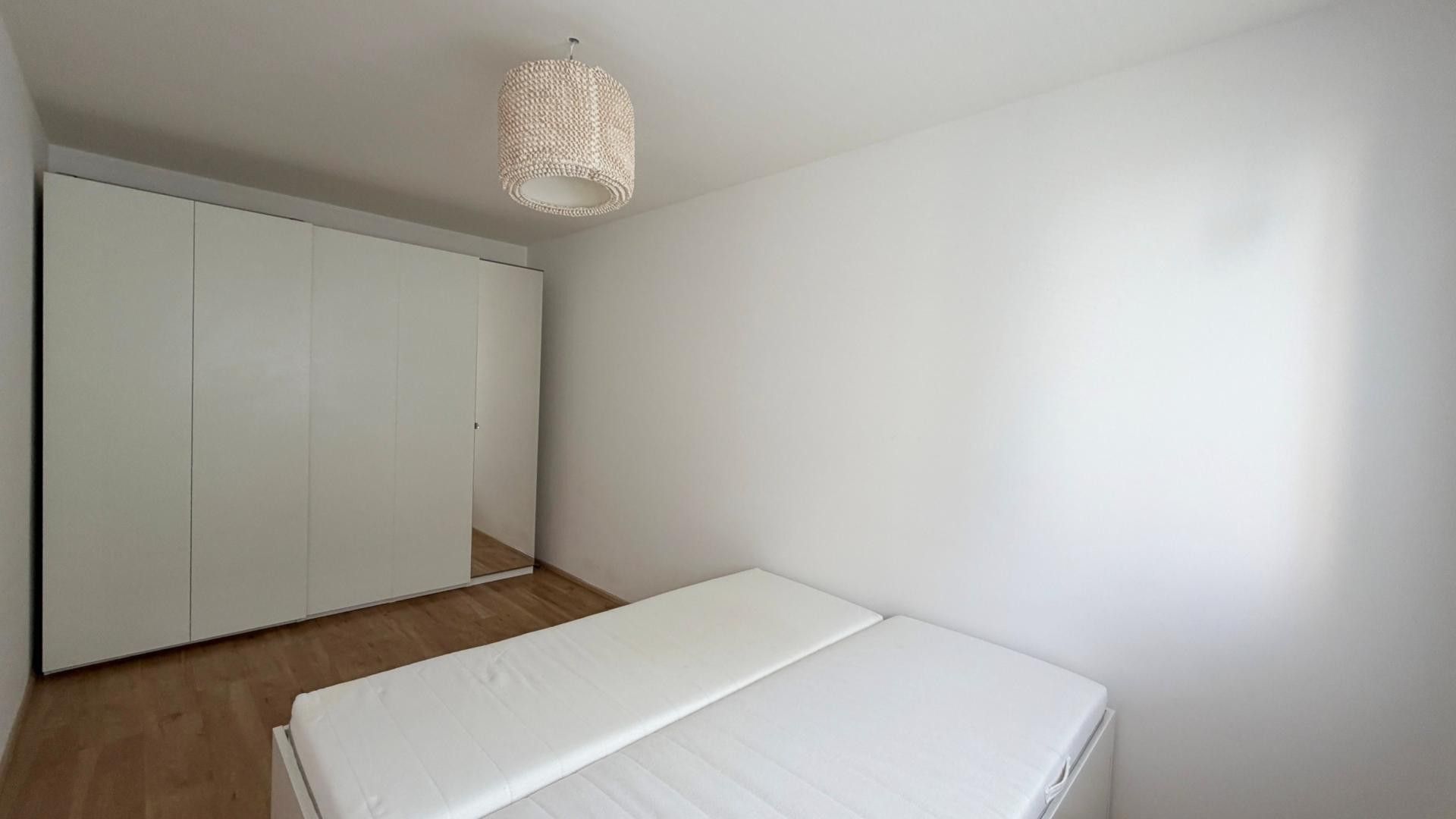 Pronájem bytu 2+kk 48 m² - foto 5