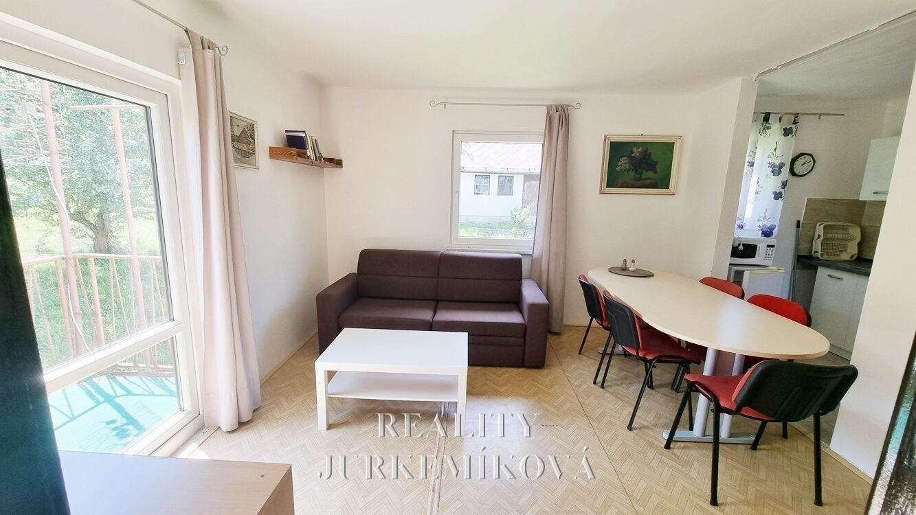 Pronájem bytu 3+kk 54 m² - foto 1