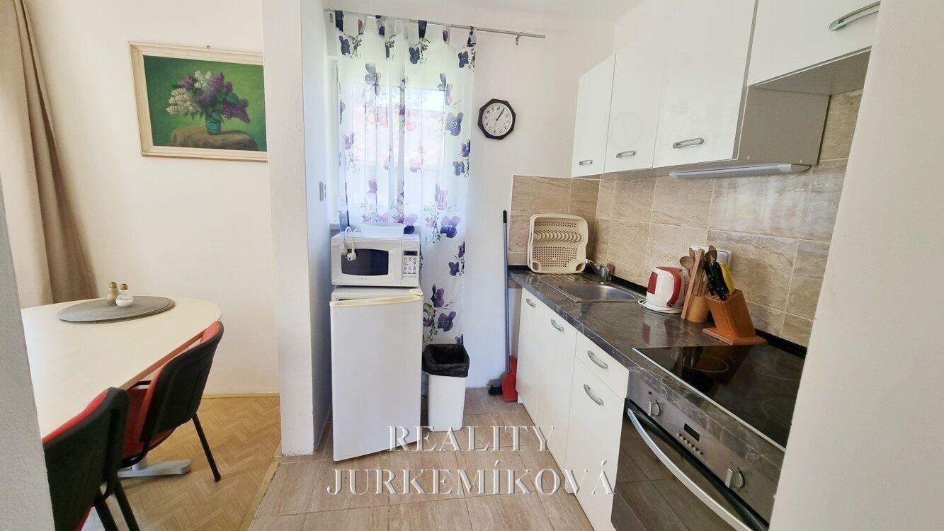 Pronájem bytu 3+kk 54 m² - foto 2