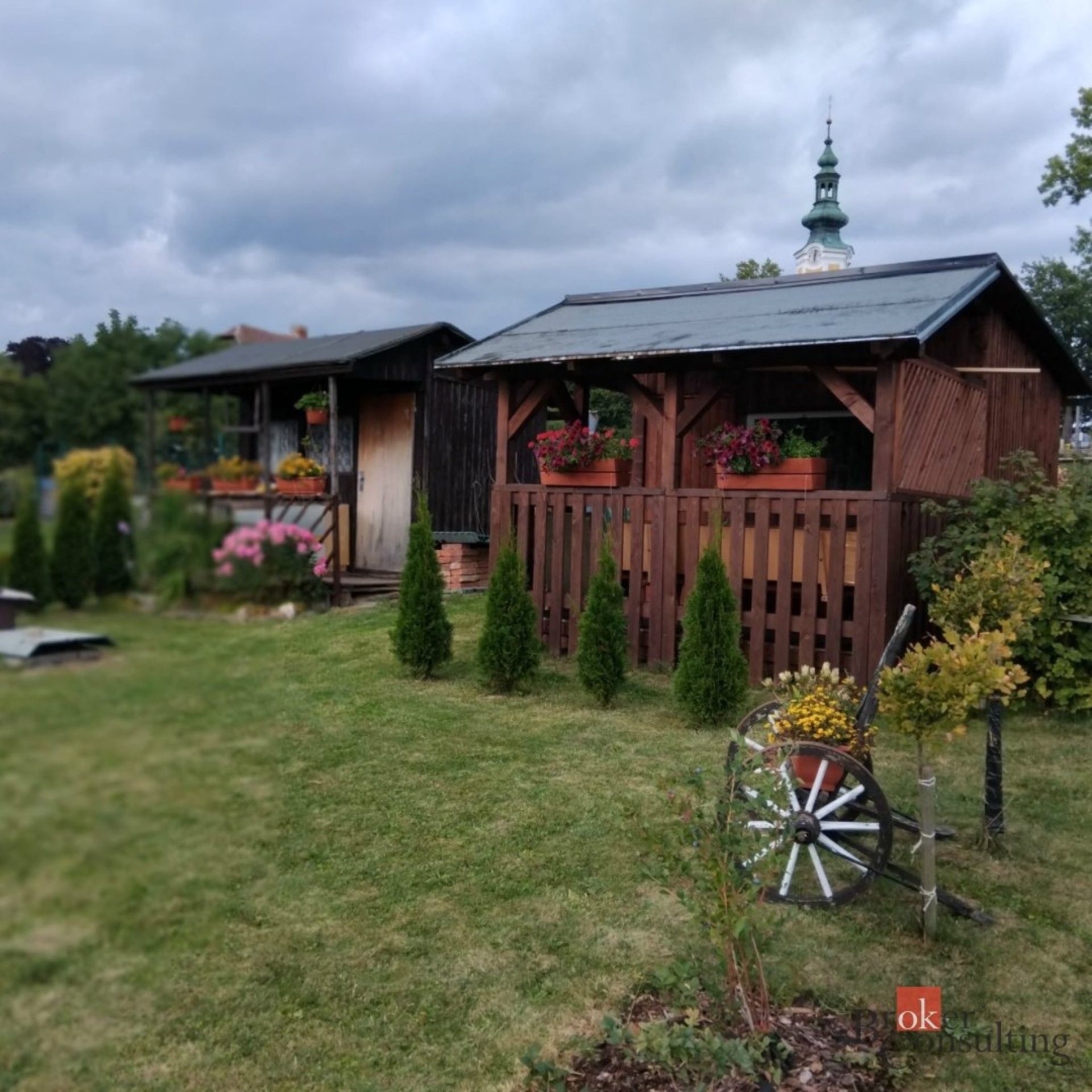 Prodej pozemku 350 m² - foto 1