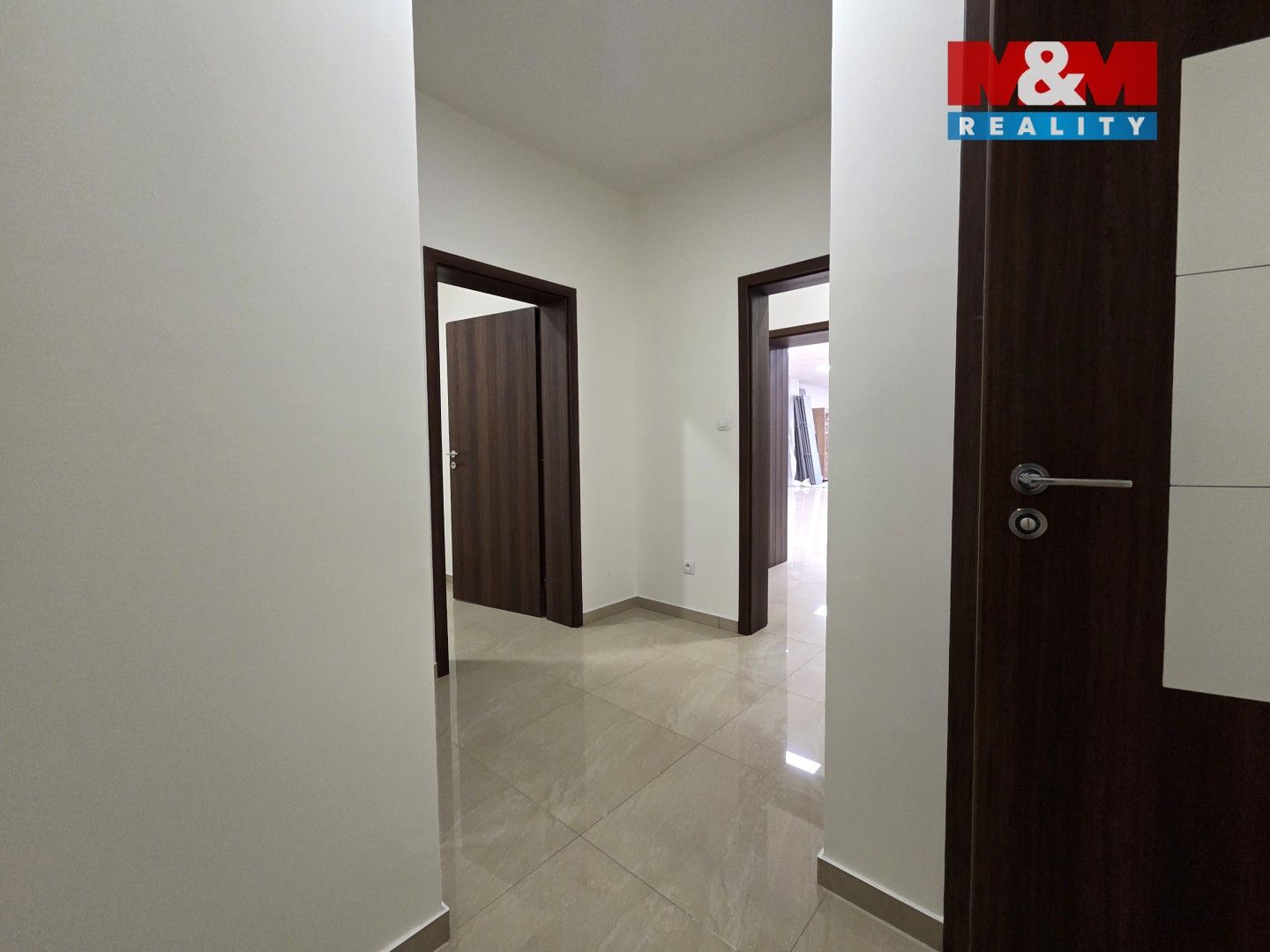 Pronájem komerčního prostoru 190 m² - foto 8