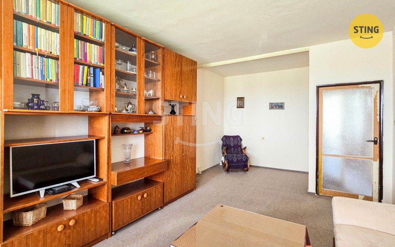 Prodej bytu 2+1 56 m² - foto 3