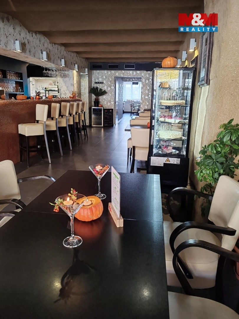 Pronájem komerčního prostoru 210 m² - foto 5