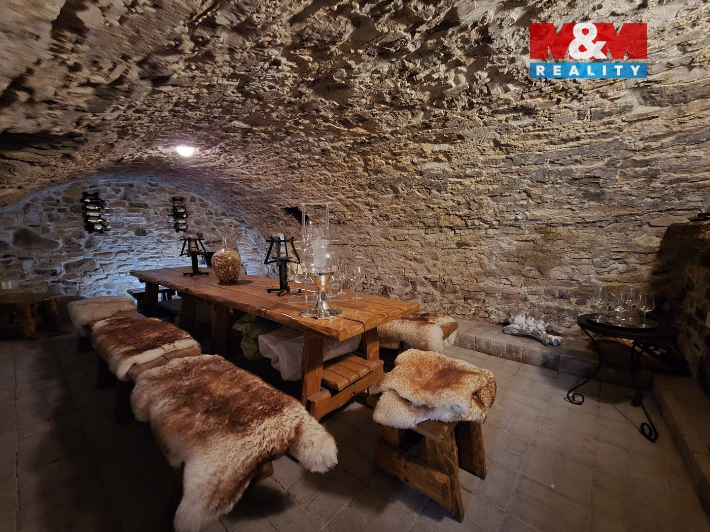 Pronájem komerčního prostoru 210 m² - foto 8