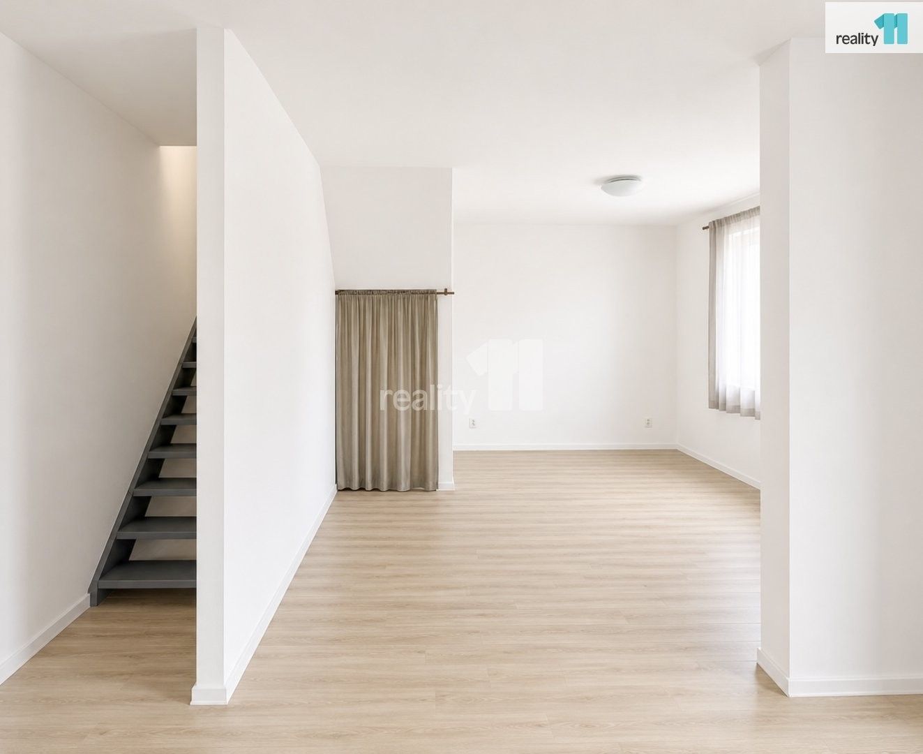 Pronájem bytu 2+kk 64 m² - foto 9