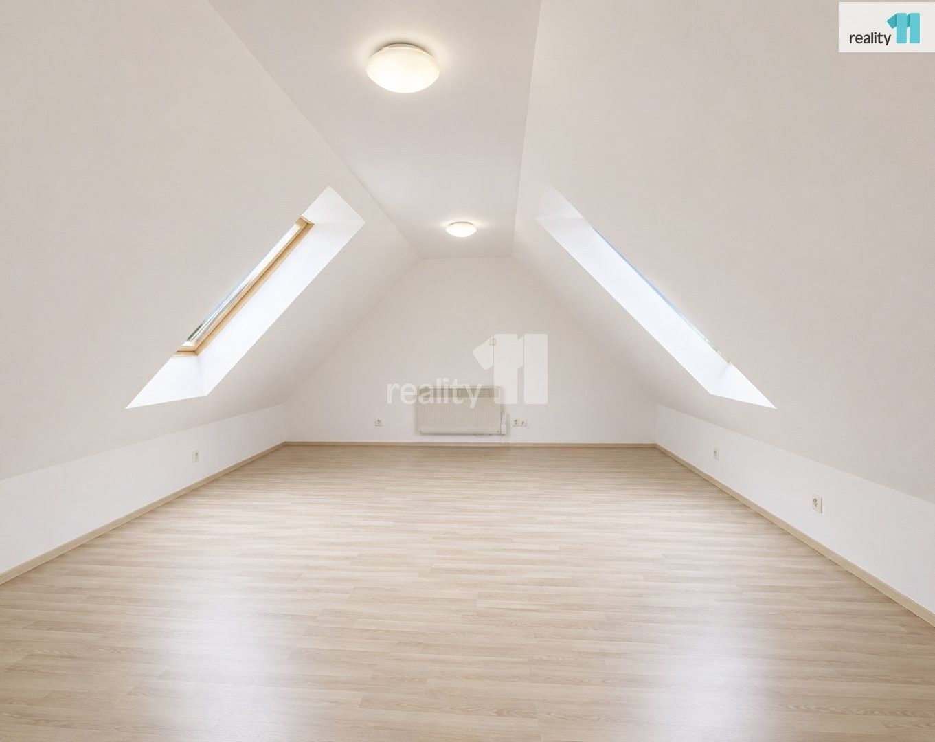 Pronájem bytu 2+kk 64 m² - foto 13