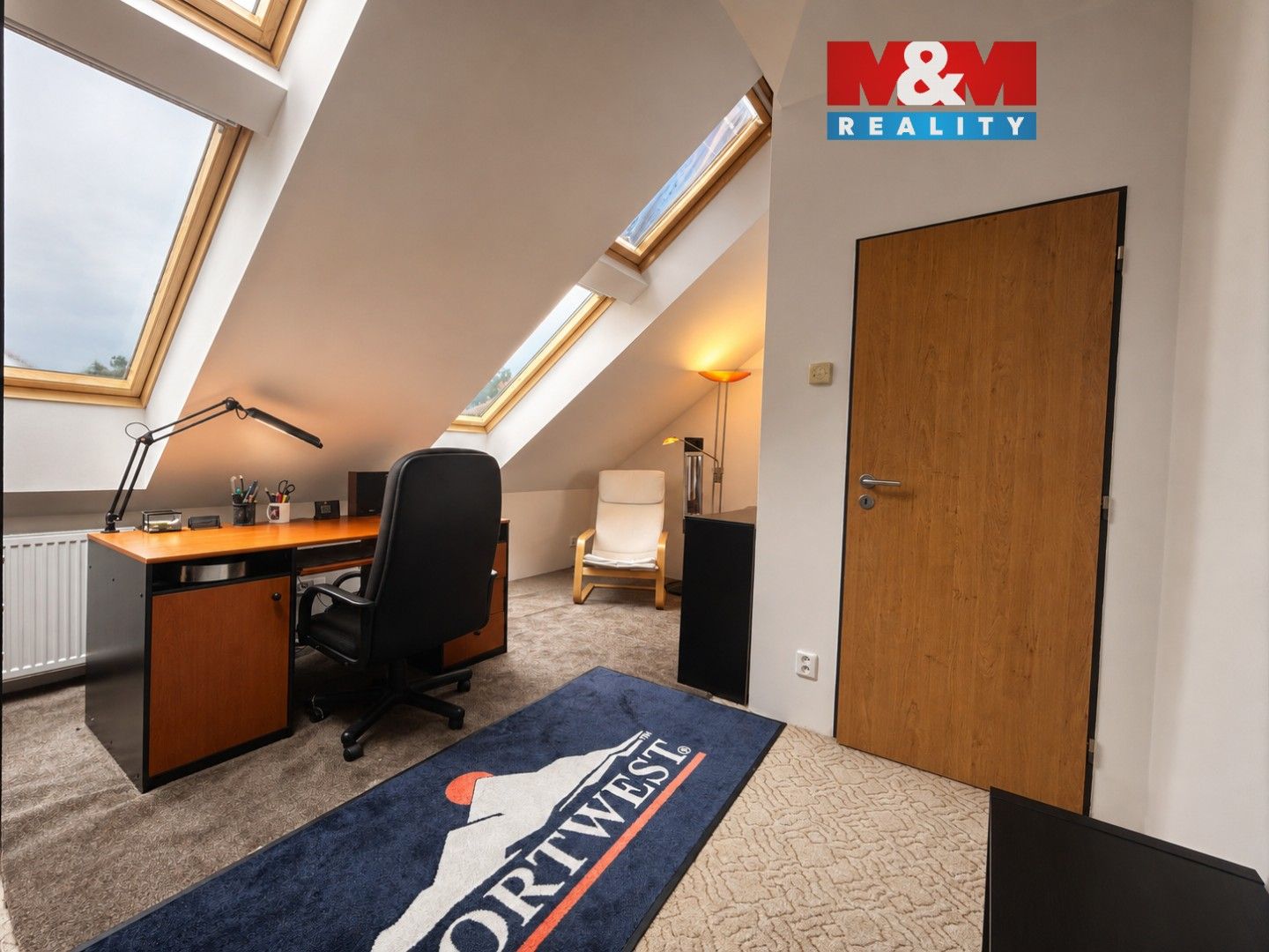 Pronájem komerčního prostoru 24 m² - foto 1