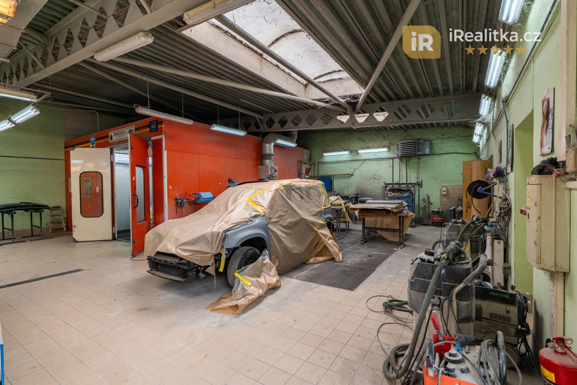 Prodej komerčního prostoru 917 m² - foto 41
