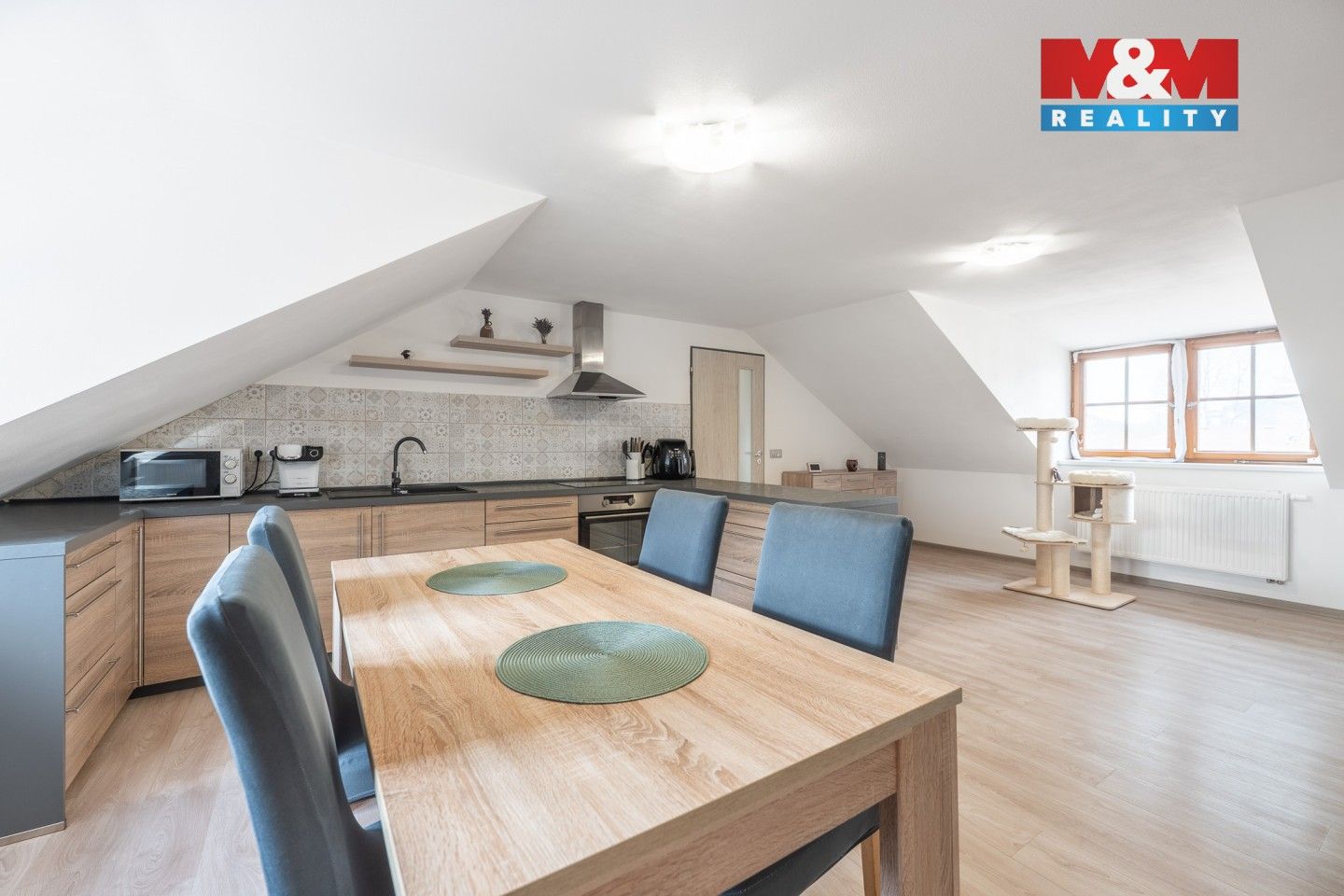 Prodej komerčního prostoru 240 m² - foto 7