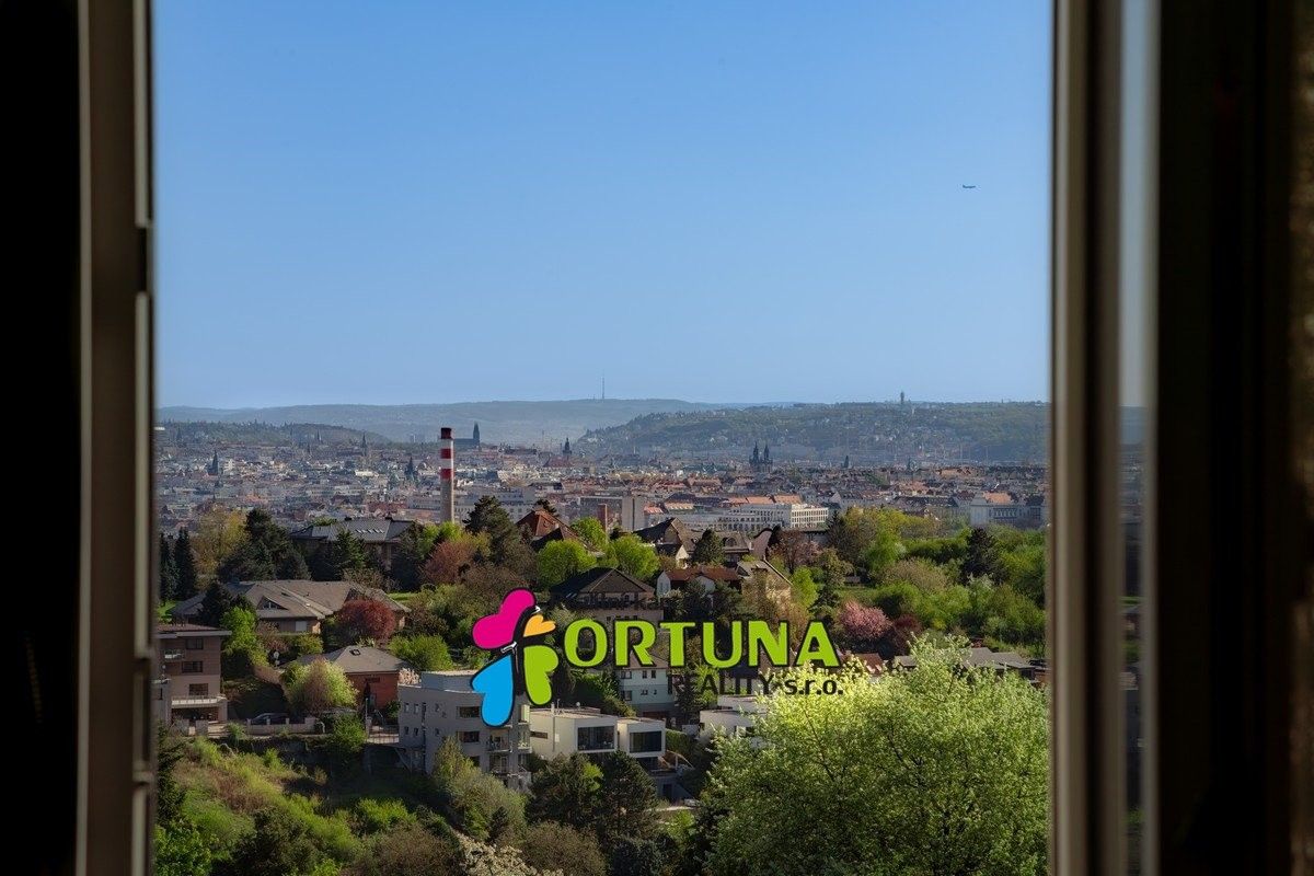 Prodej bytu 3+1 66 m² - foto 1
