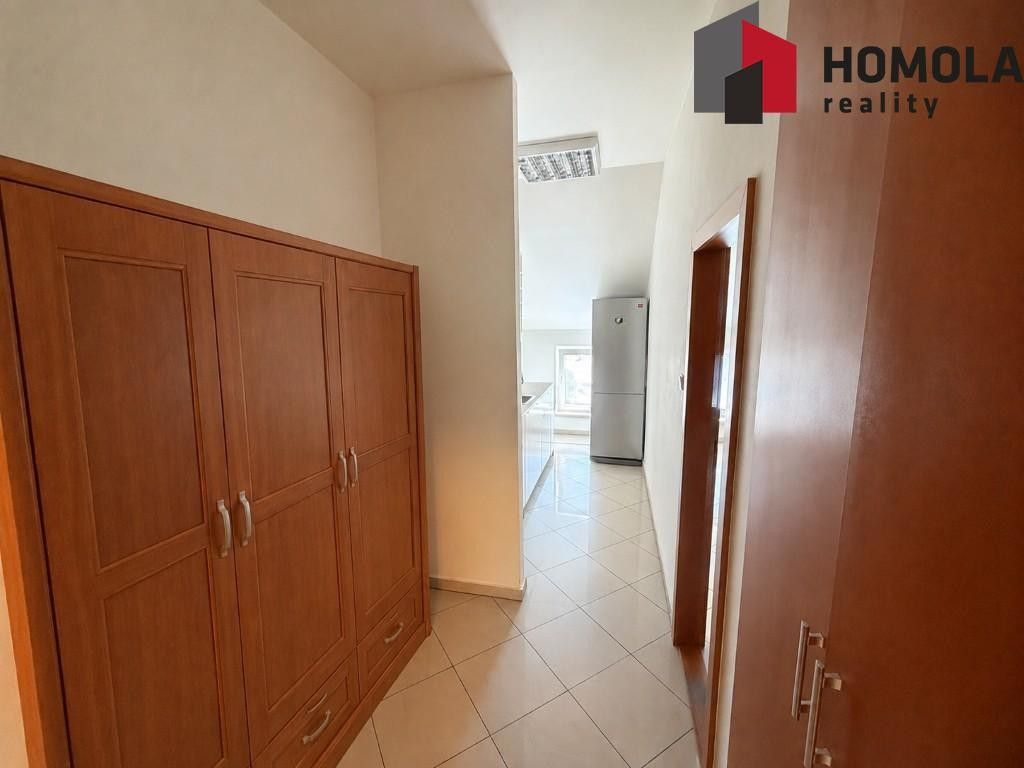 Pronájem komerčního prostoru 96 m² - foto 7