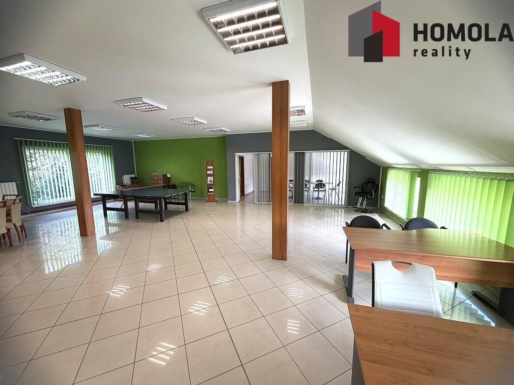 Pronájem komerčního prostoru 96 m² - foto 2