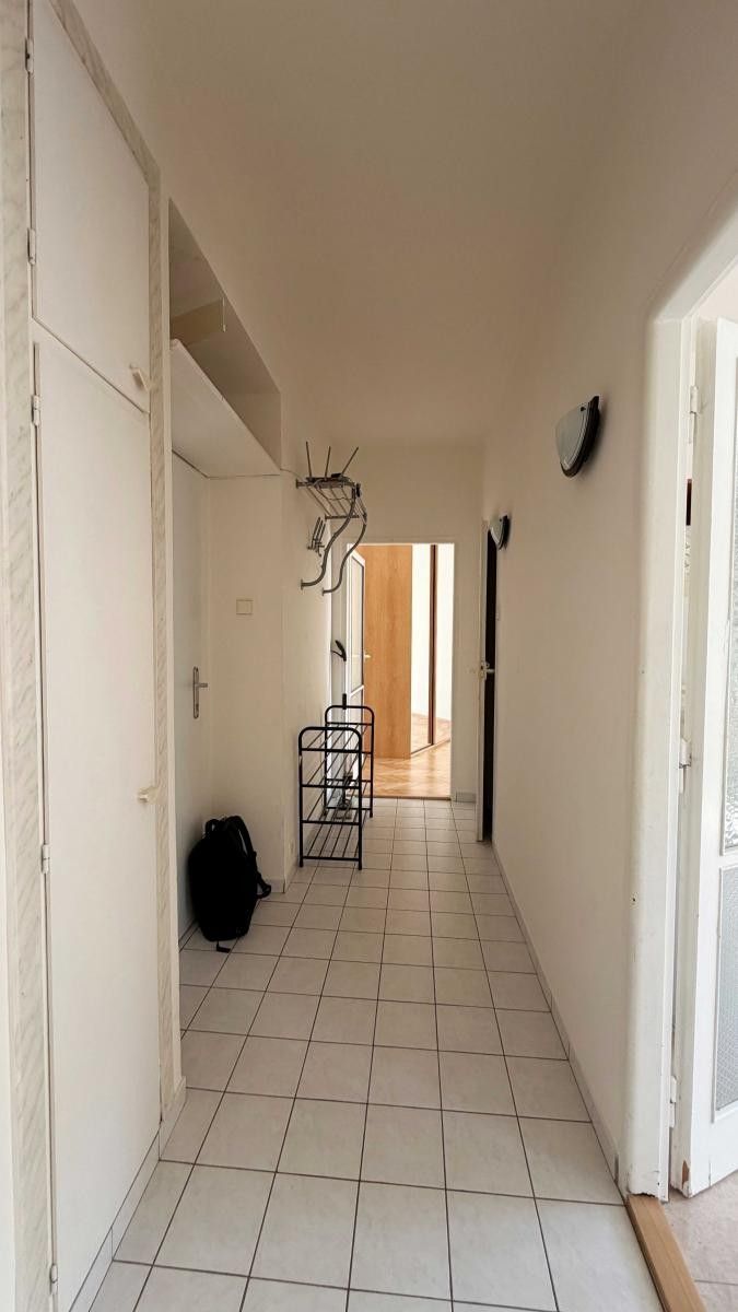 Pronájem bytu 2+1 53 m² - foto 12