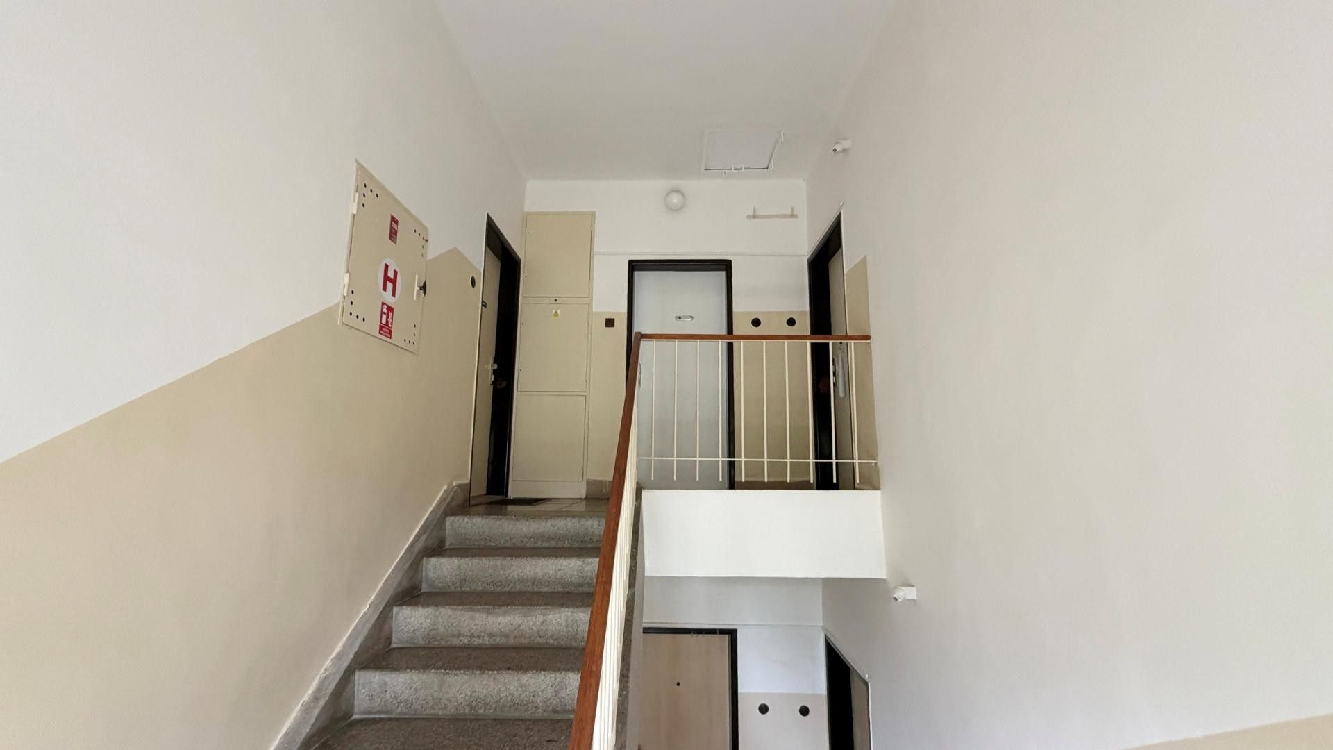 Pronájem bytu 2+1 53 m² - foto 17