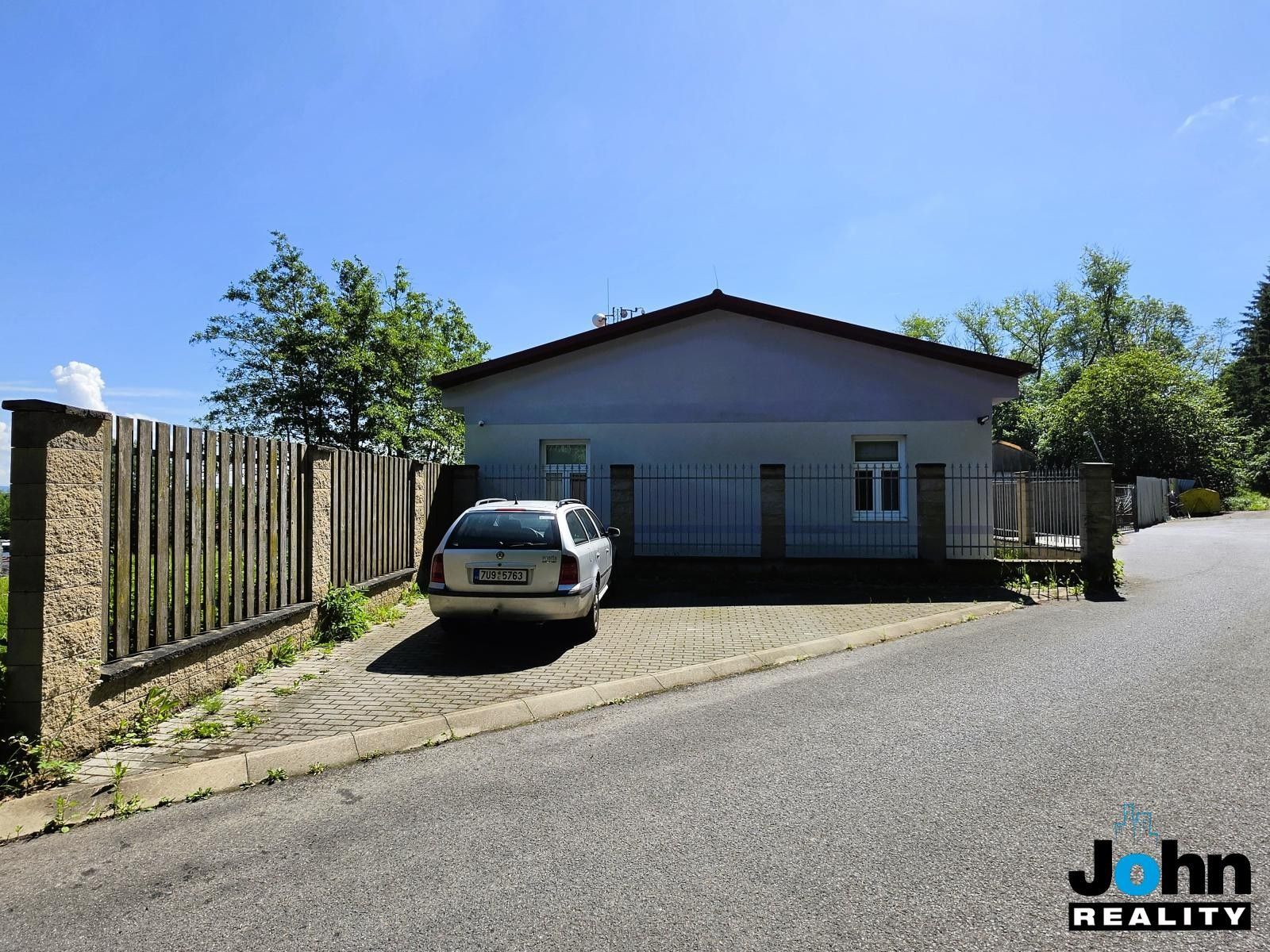Prodej komerčního prostoru 2140 m² - foto 6