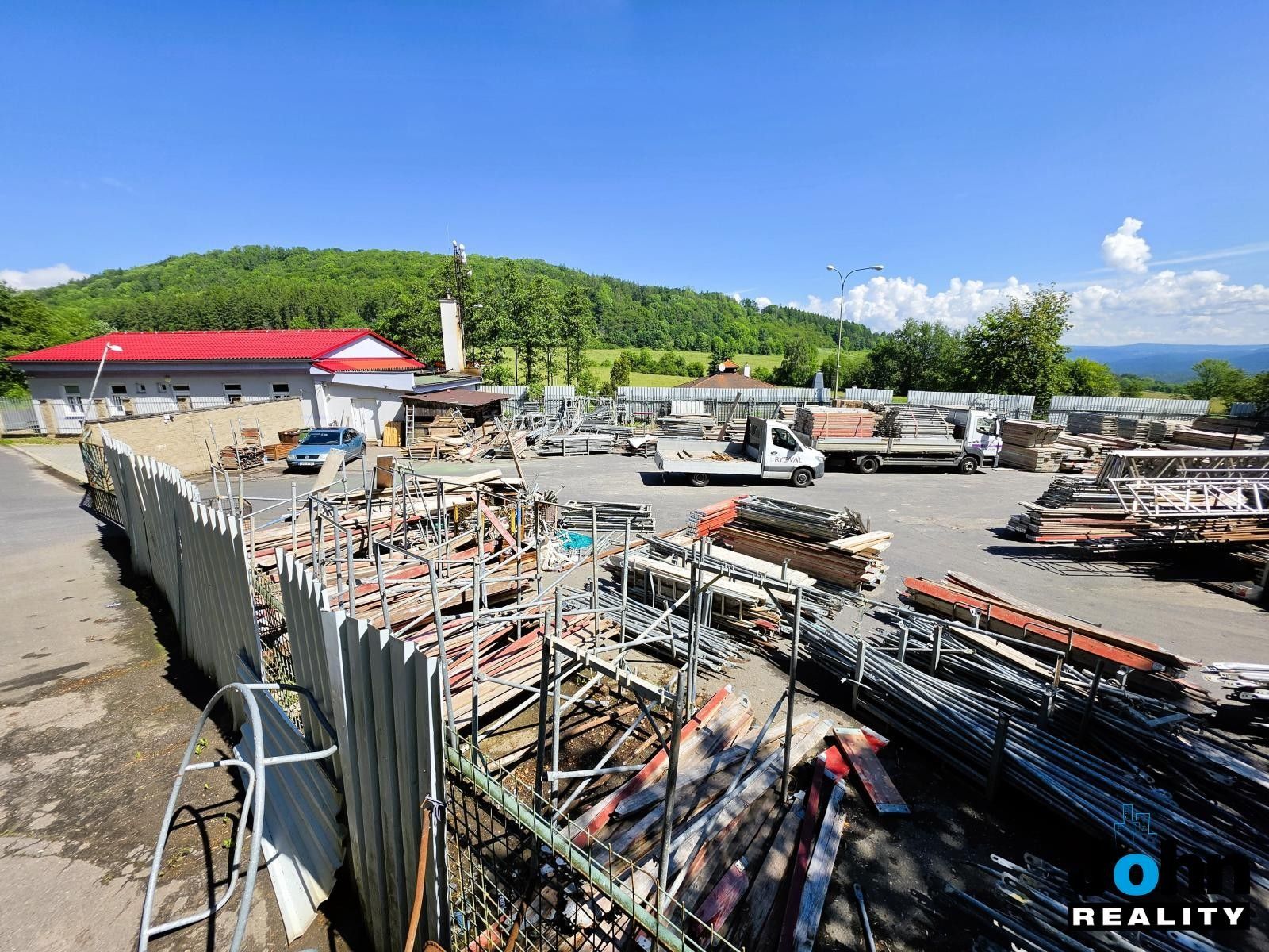 Prodej komerčního prostoru 2140 m² - foto 8