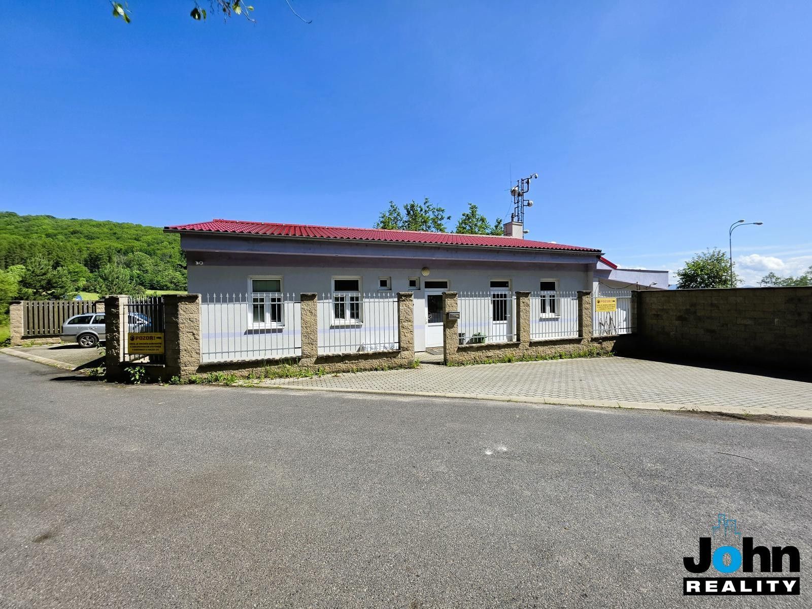 Prodej komerčního prostoru 2140 m² - foto 4