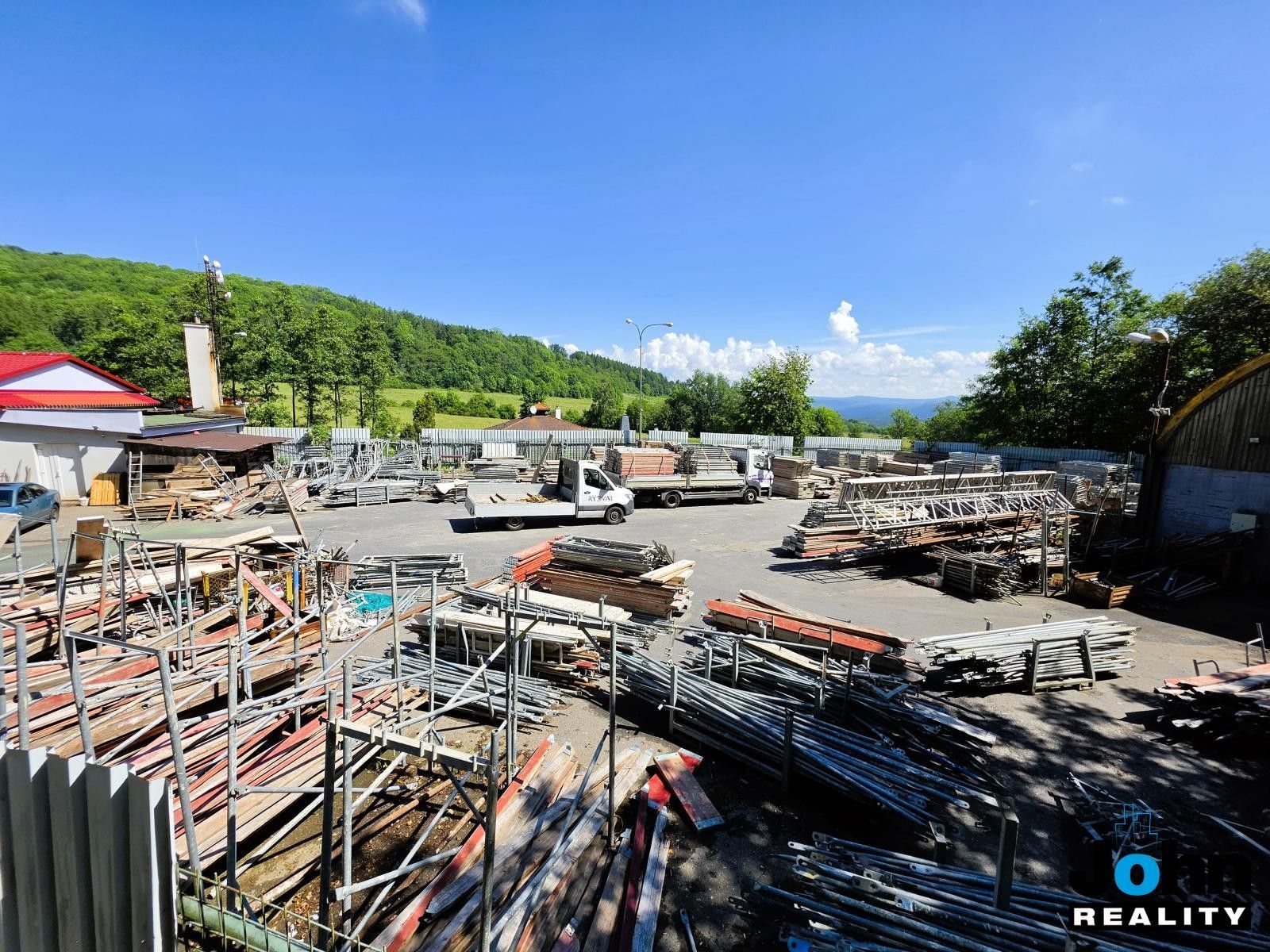 Prodej komerčního prostoru 2140 m² - foto 9