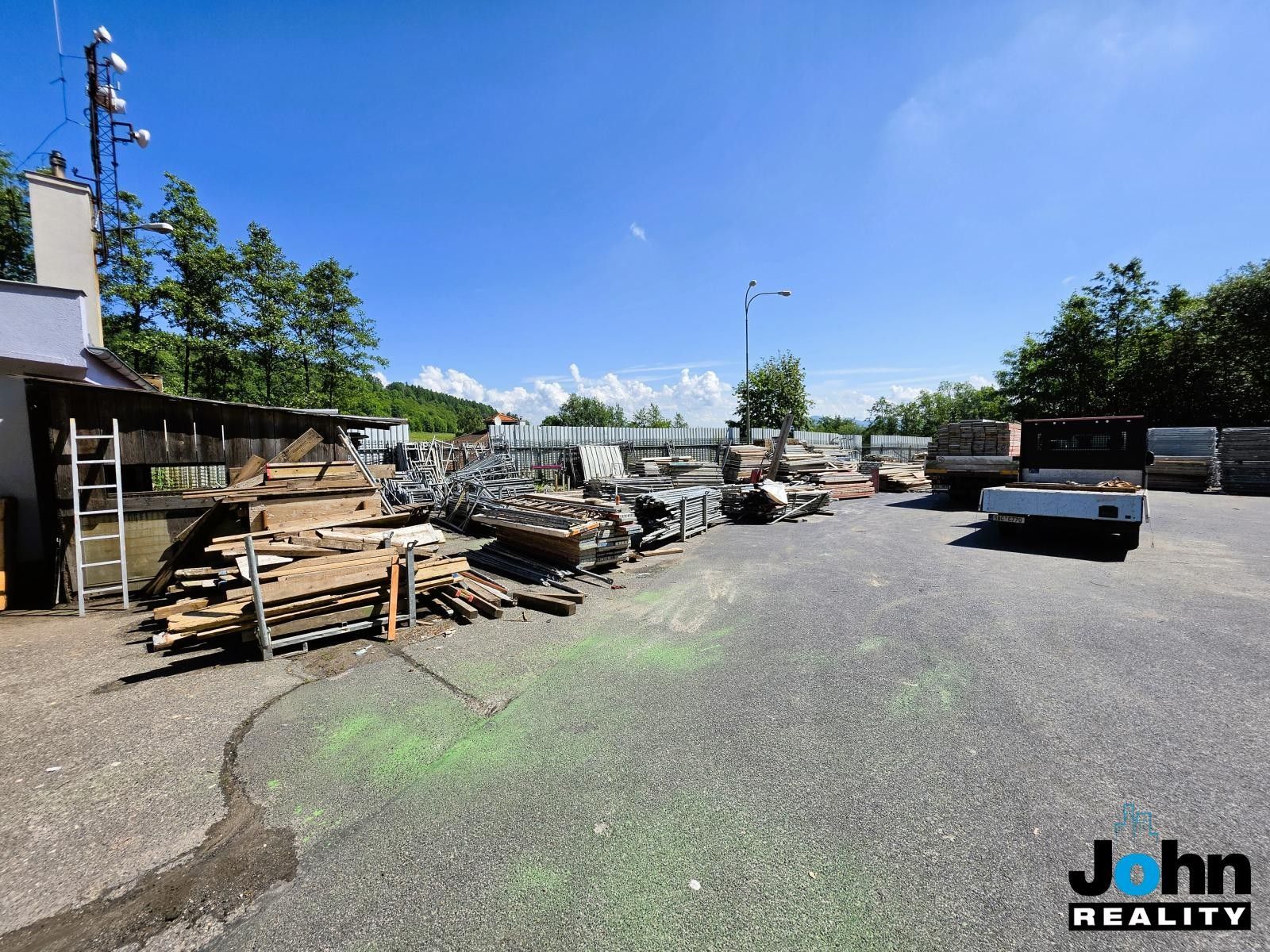 Prodej komerčního prostoru 2140 m² - foto 23