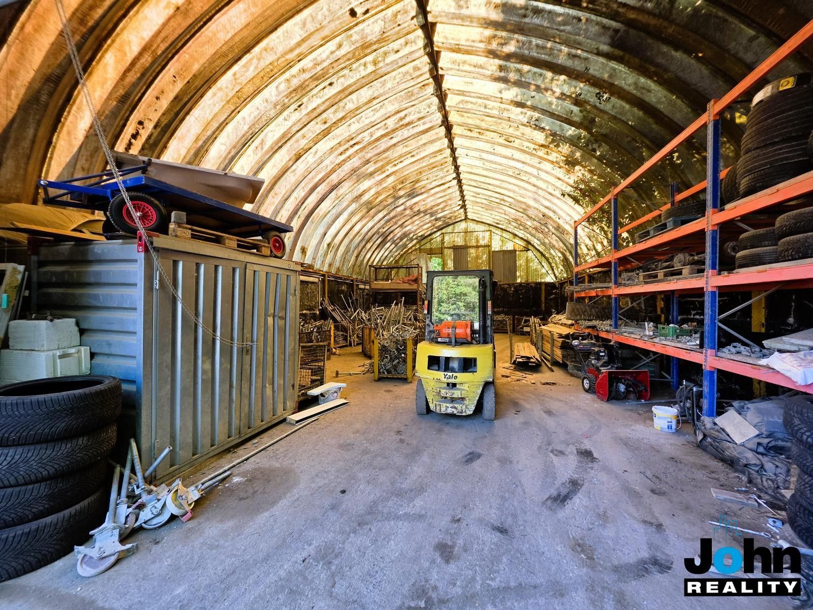 Prodej komerčního prostoru 2140 m² - foto 27