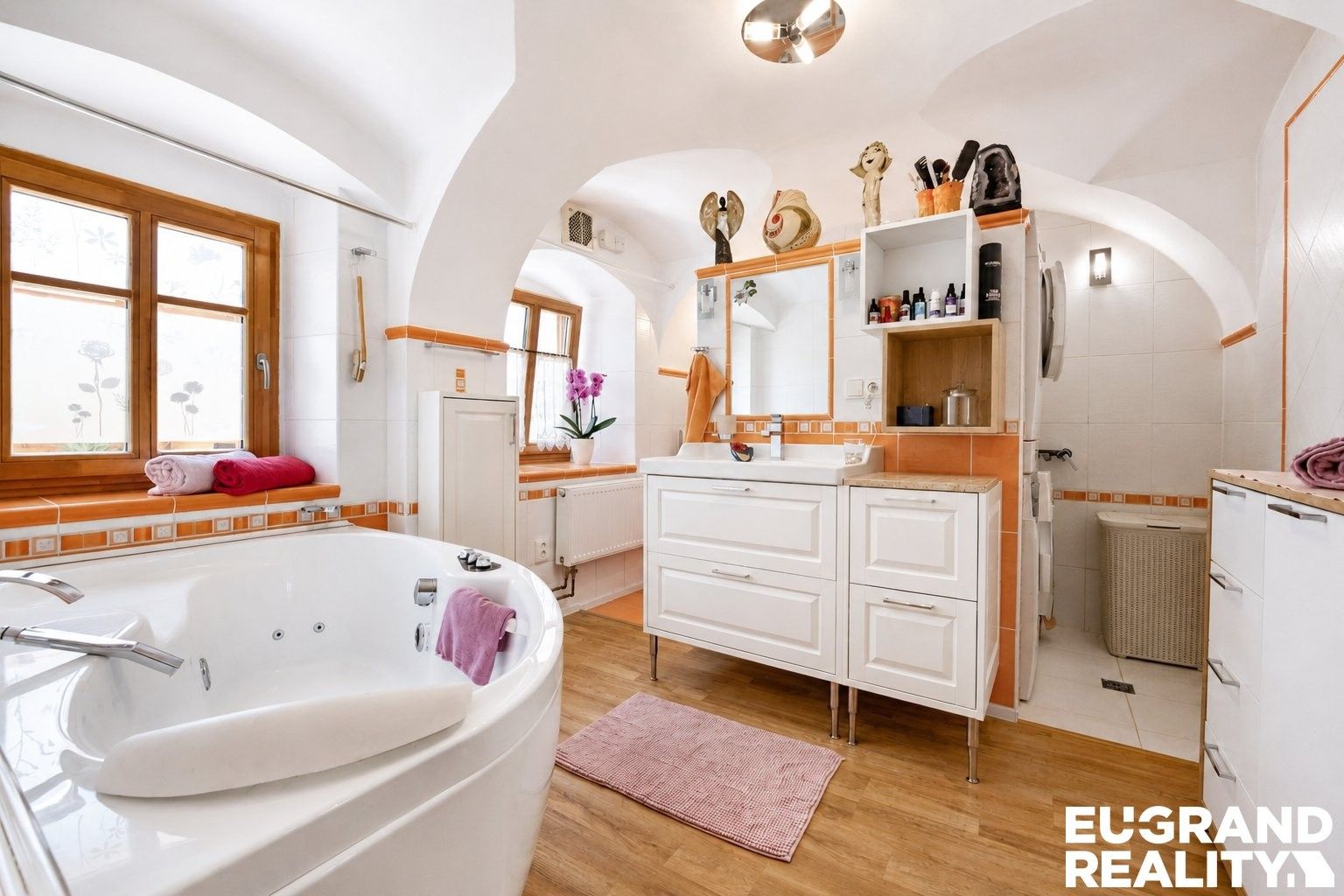 Prodej komerčního prostoru 271 m² - foto 18