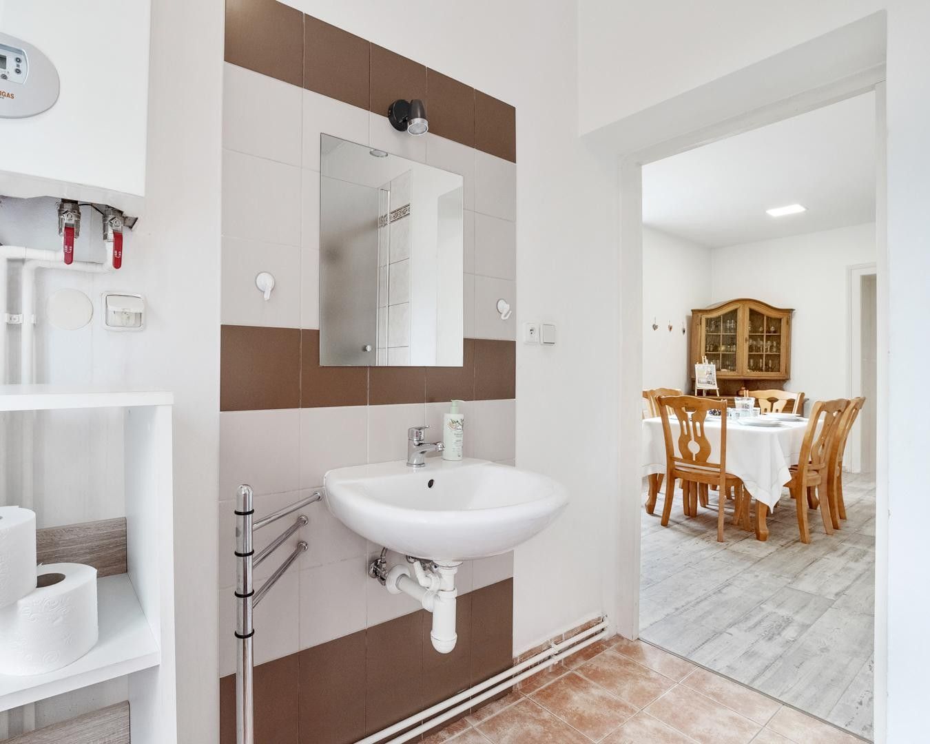 Pronájem bytu 2+1 72 m² - foto 5