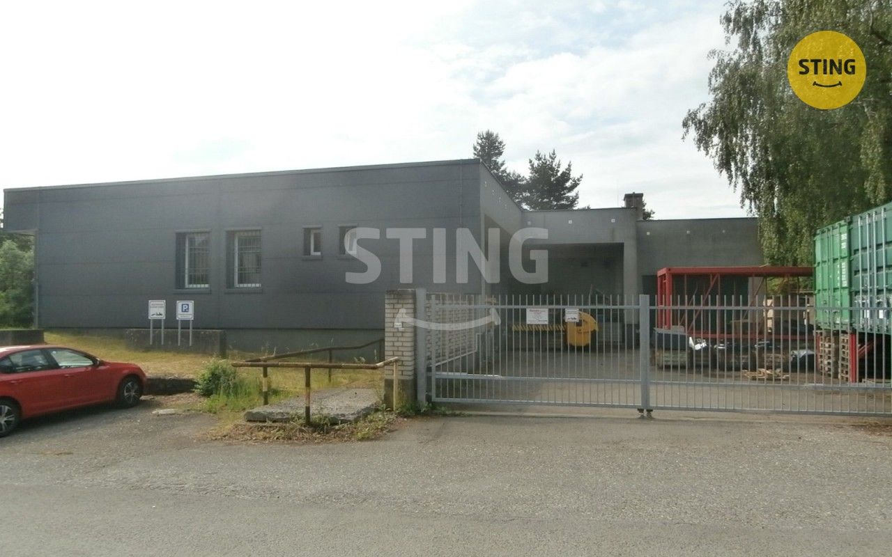 Prodej komerčního prostoru 555 m² - foto 12