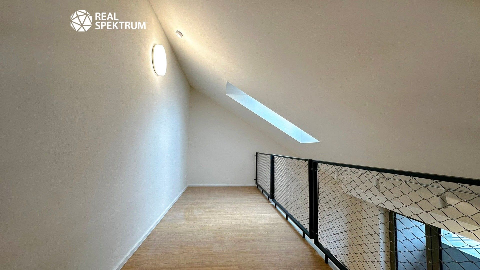 Pronájem bytu 1+kk 43 m² - foto 3