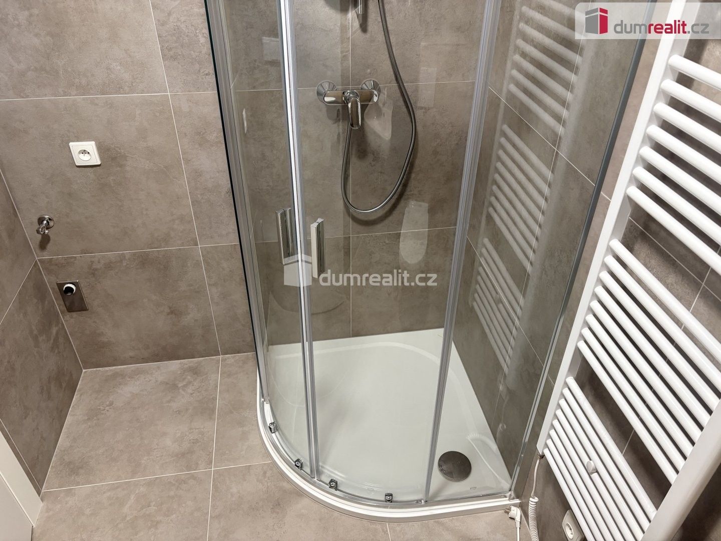Pronájem bytu 1+kk 49 m² - foto 2