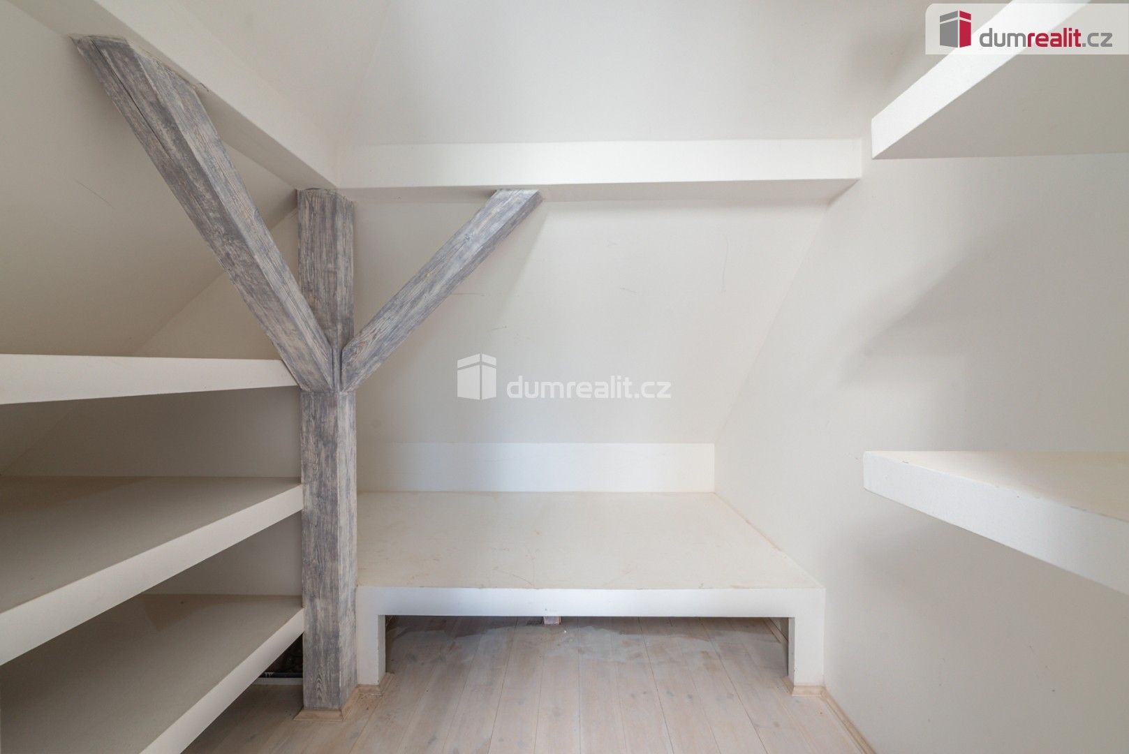 Prodej domu 300 m² - foto 11