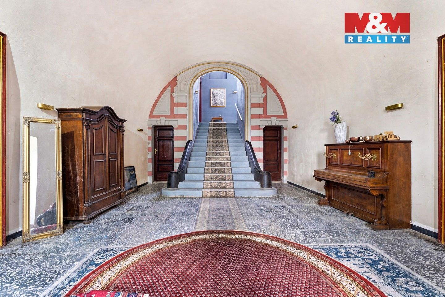 Prodej nemovitosti 1075 m² - foto 4