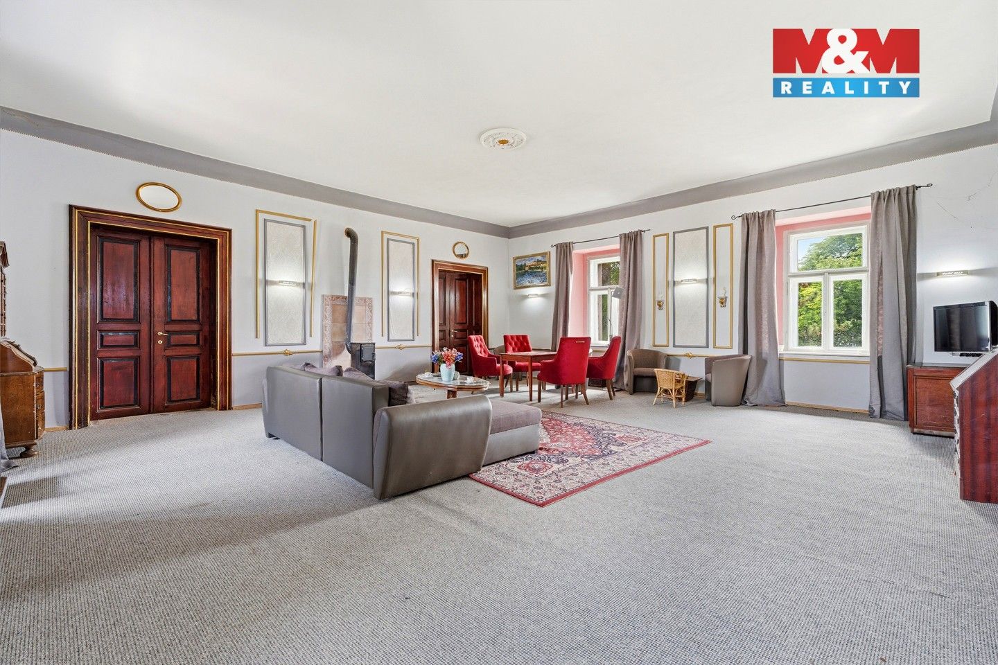 Prodej nemovitosti 1075 m² - foto 5