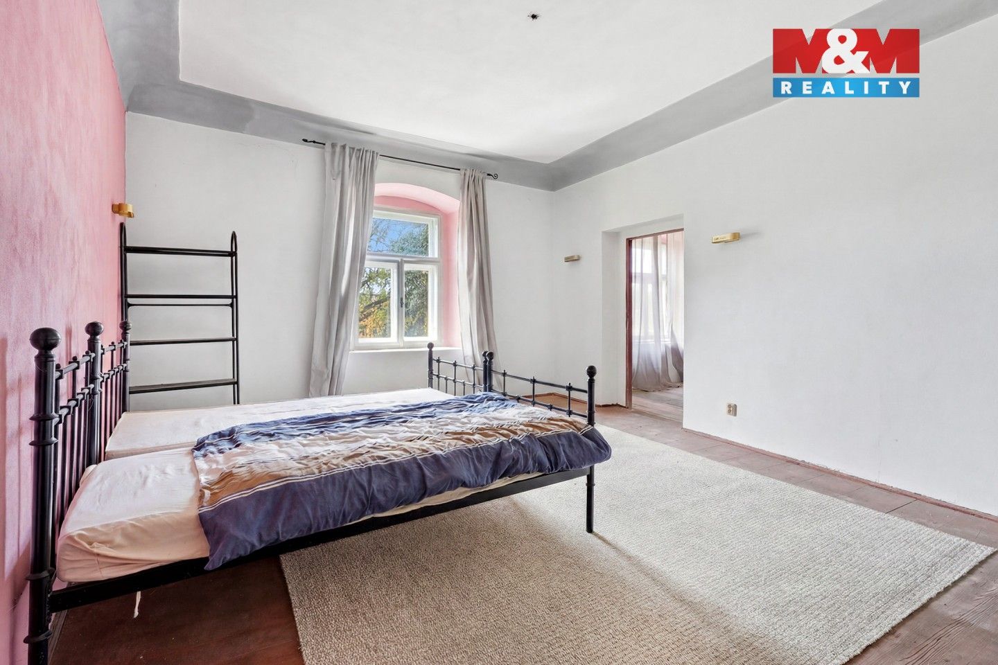 Prodej nemovitosti 1075 m² - foto 13