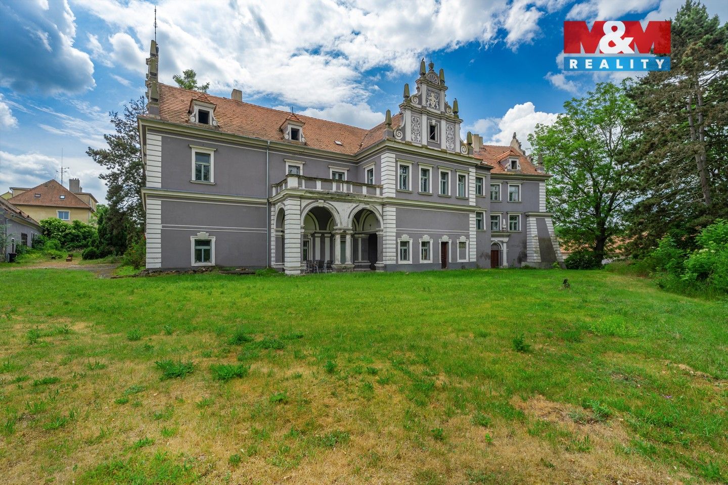 Prodej nemovitosti 1075 m² - foto 18