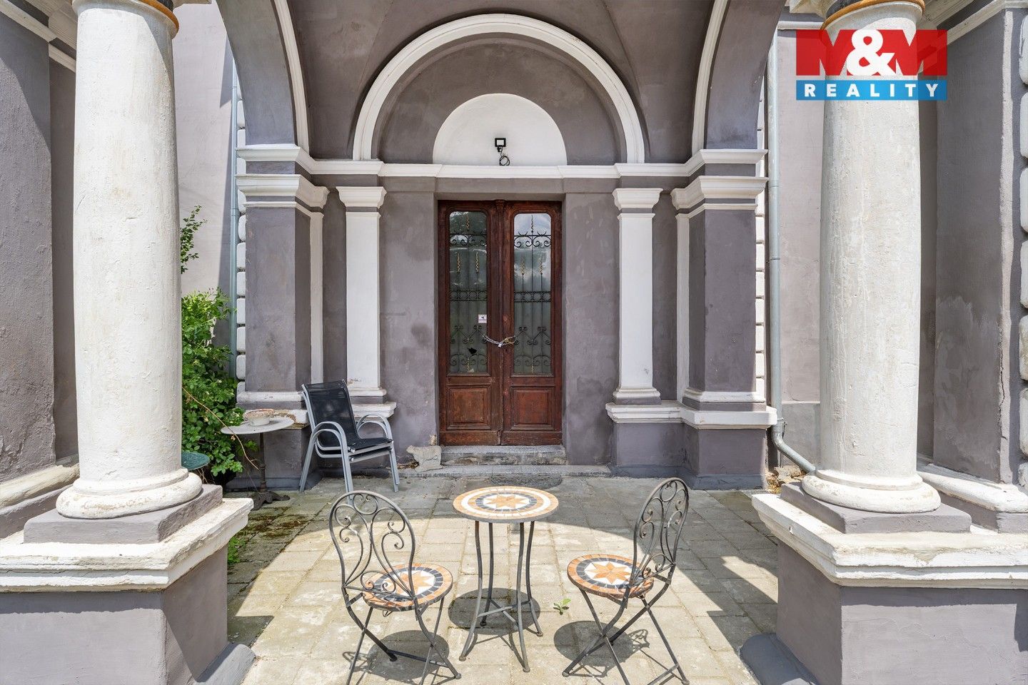 Prodej nemovitosti 1075 m² - foto 19