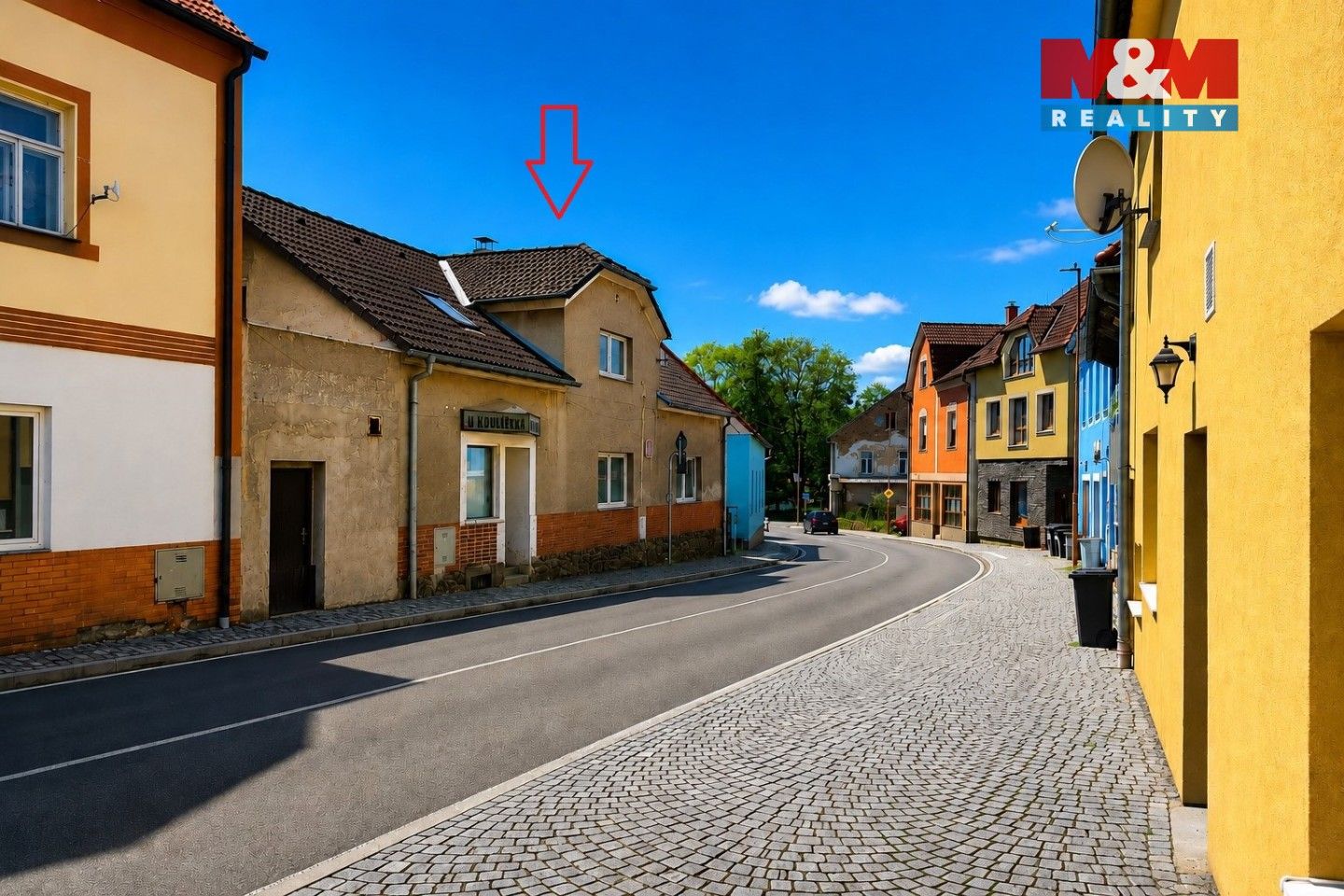 Prodej komerčního prostoru 250 m² - foto 1