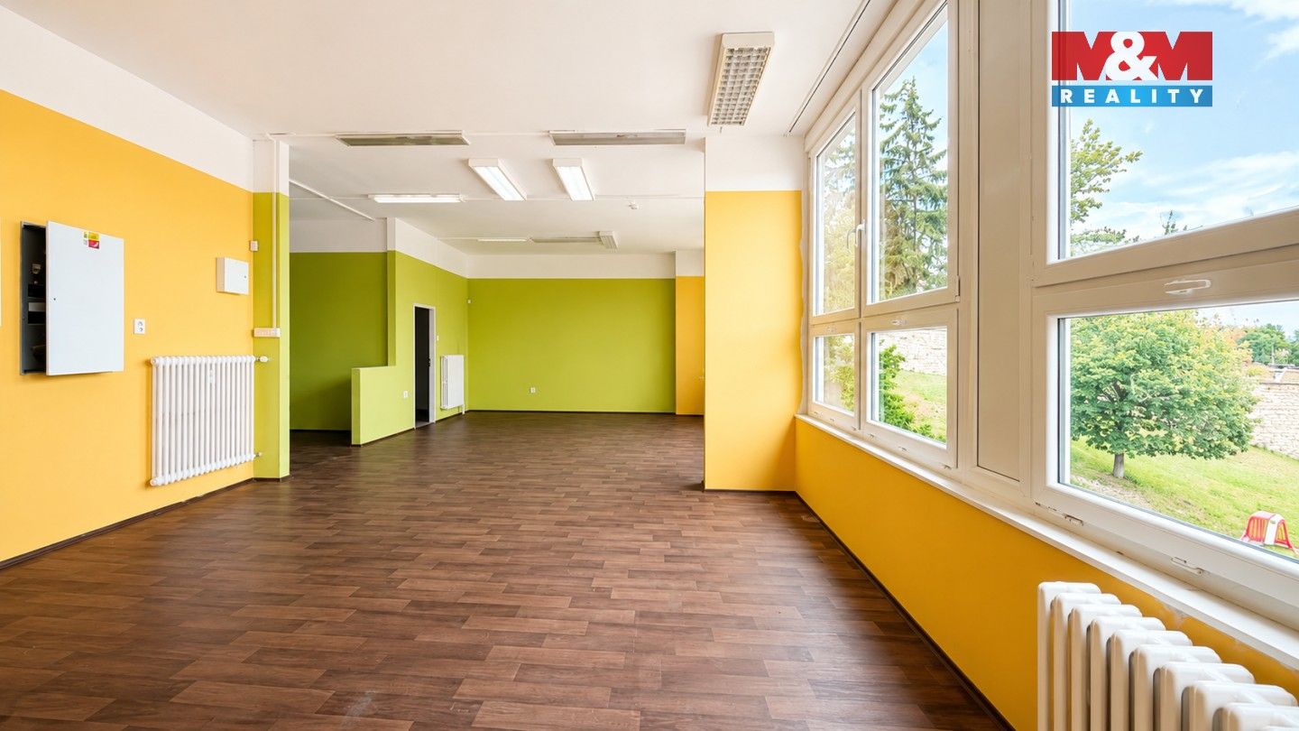 Pronájem komerčního prostoru 82 m² - foto 4