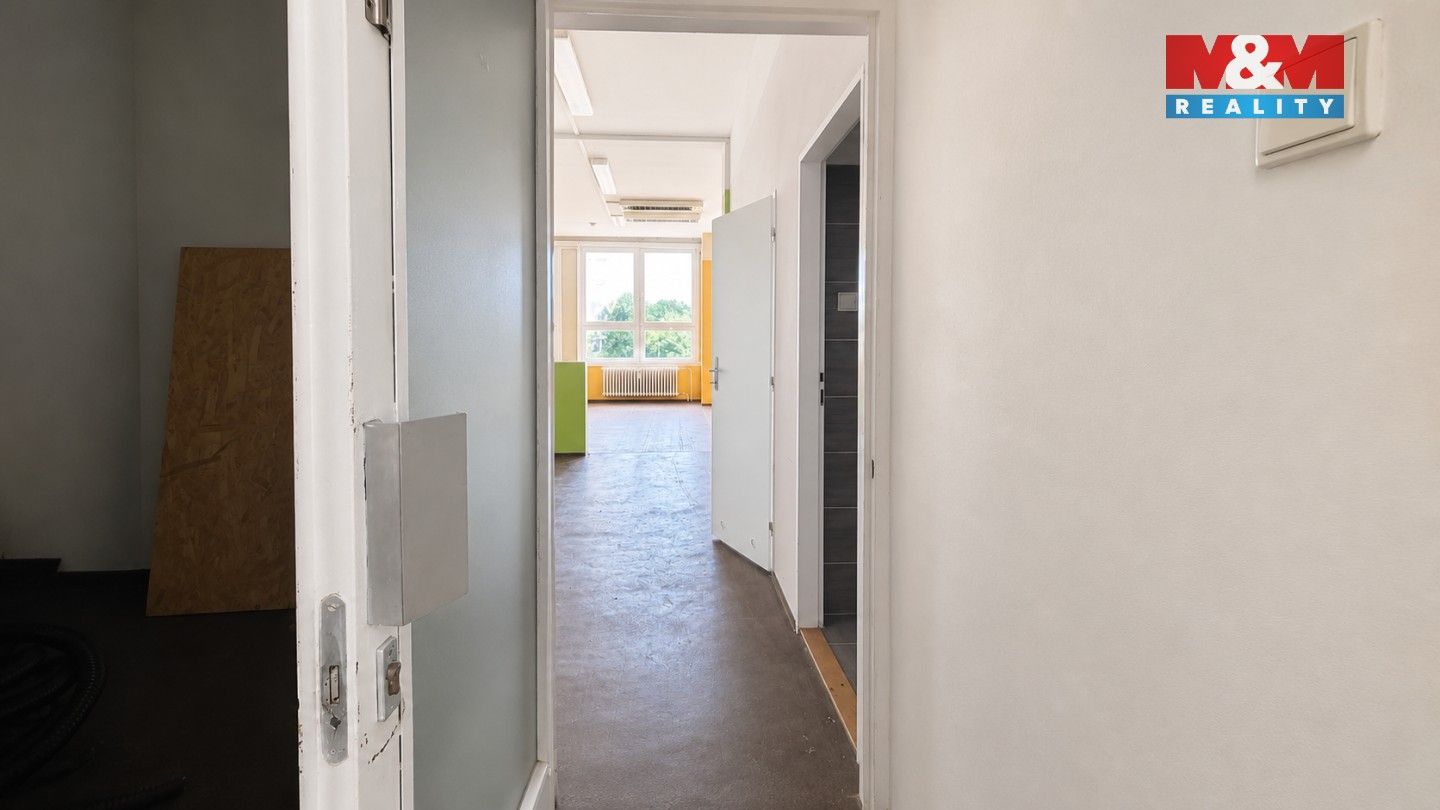 Pronájem komerčního prostoru 82 m² - foto 8